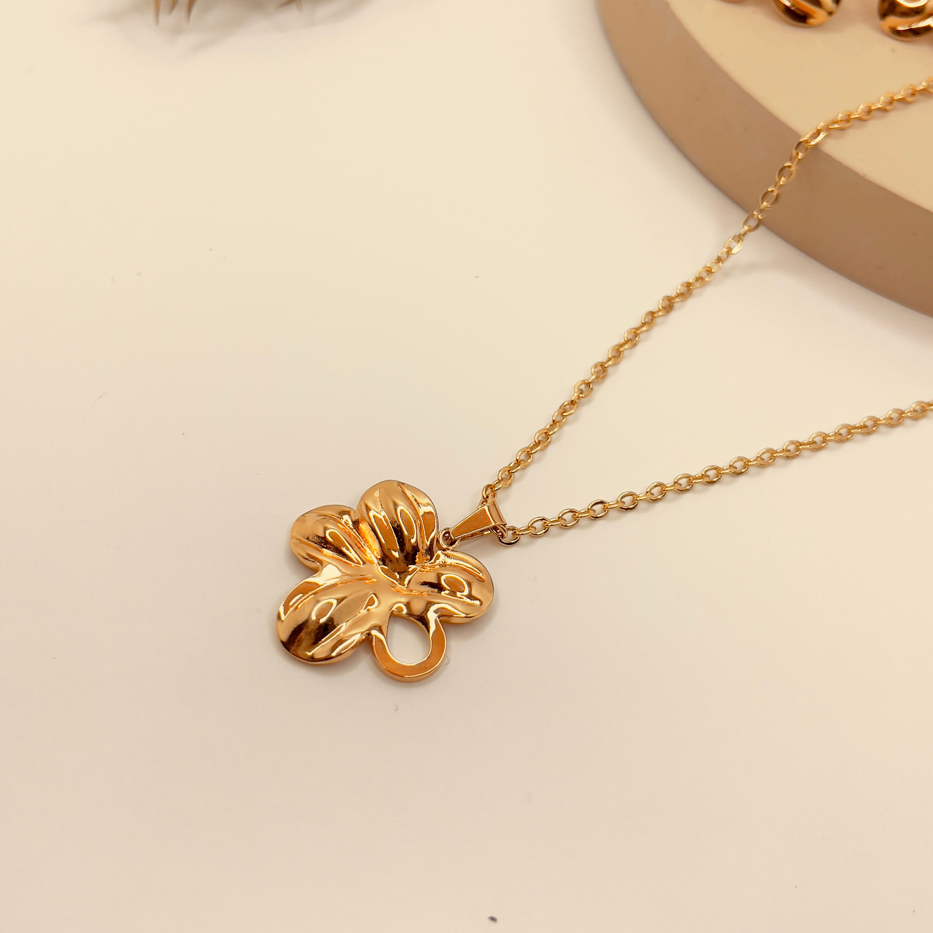 Flower Necklace Set