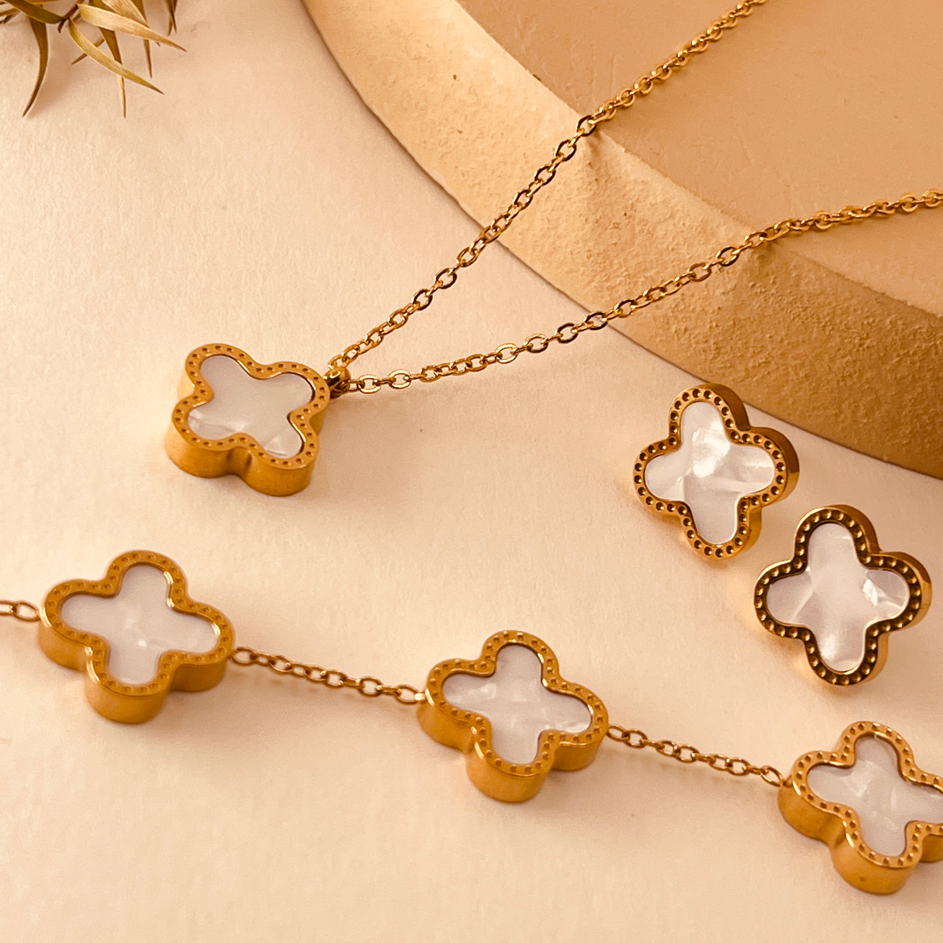 Clover Tulip Set