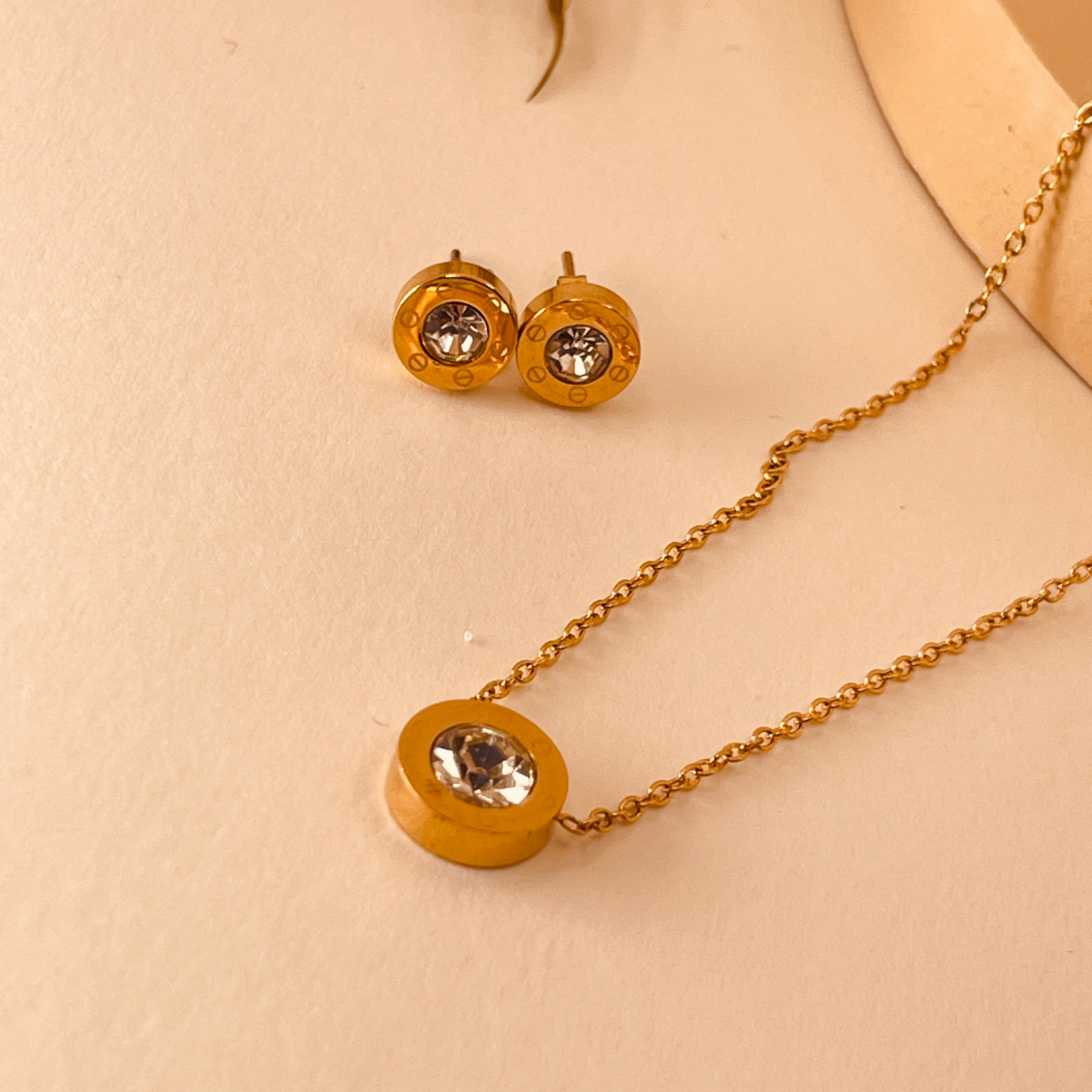C Pendant Set