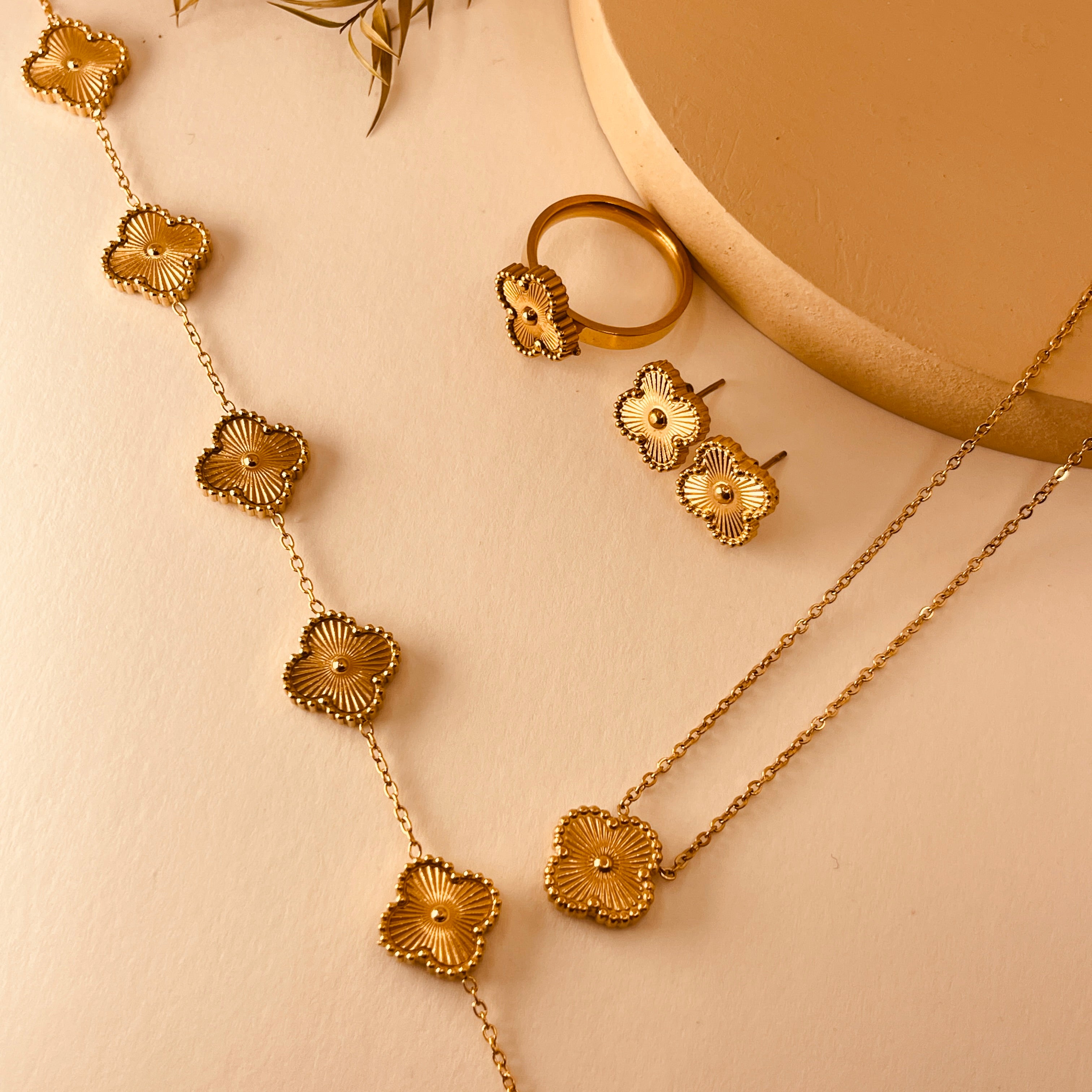 Clover Blossom Set