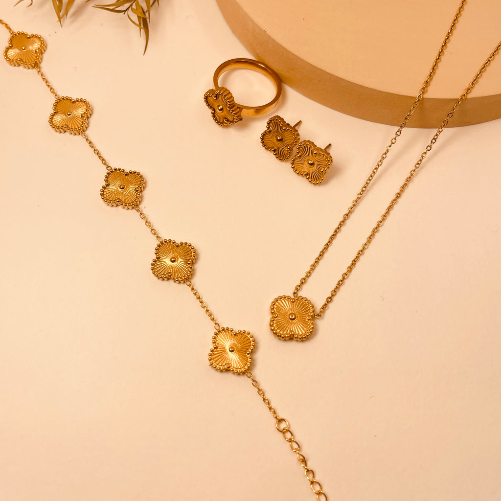 Clover Blossom Set