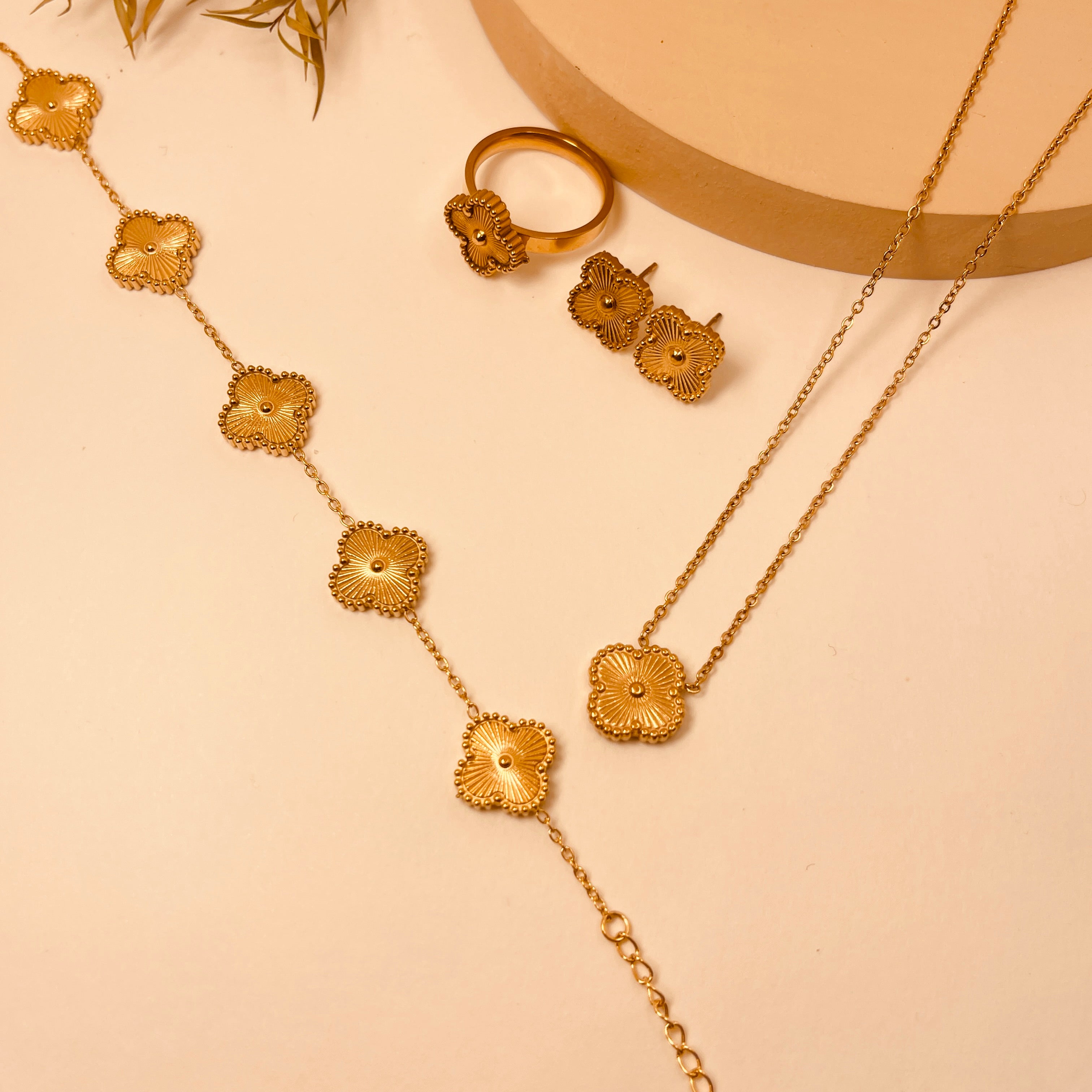 Clover Blossom Set