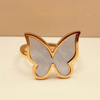 Signet Pearl Butterfly Ring (White)