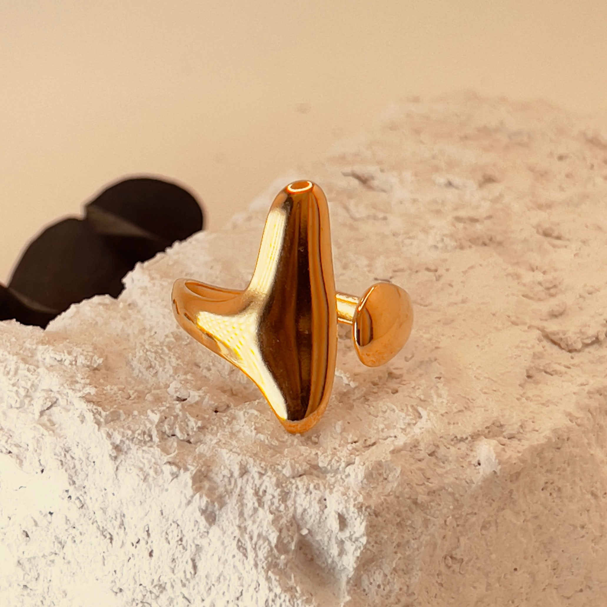 Retro Style 1 Ring