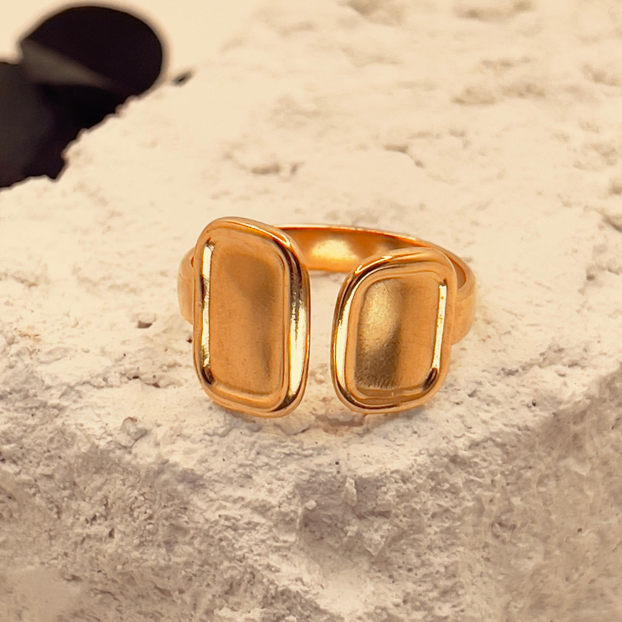Retro Style Ring