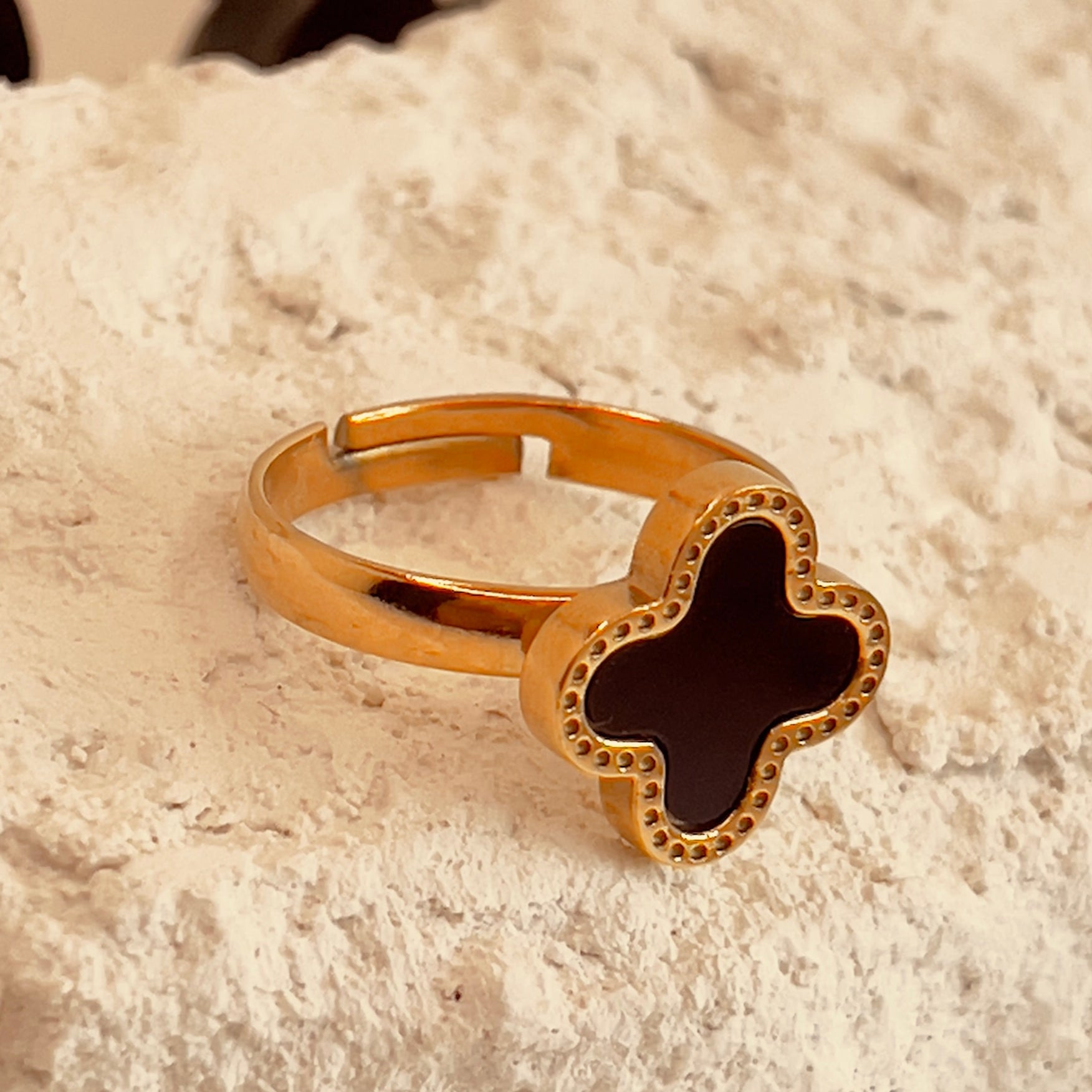 Black Clover Ring