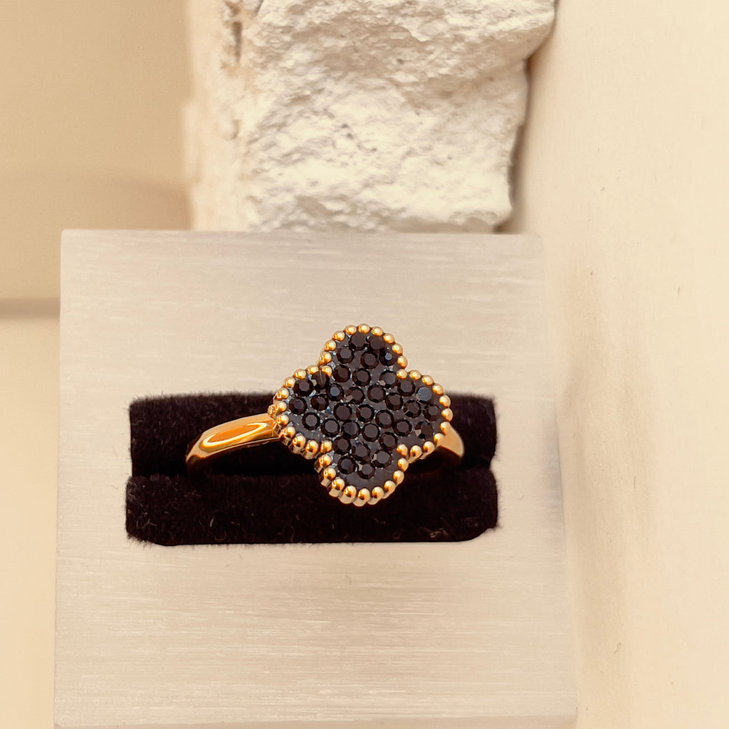 Chunky Clover Ring Black