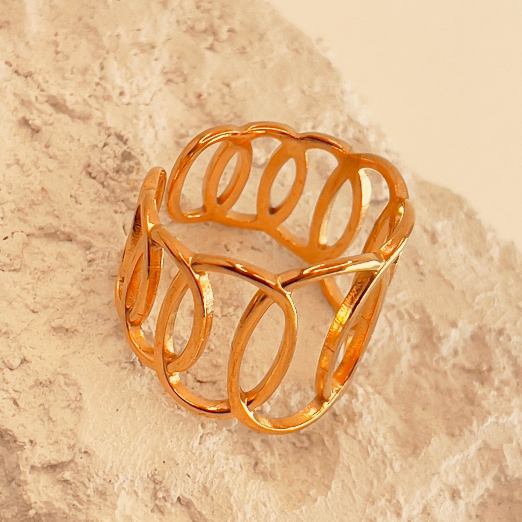Retro Style Spiral Ring
