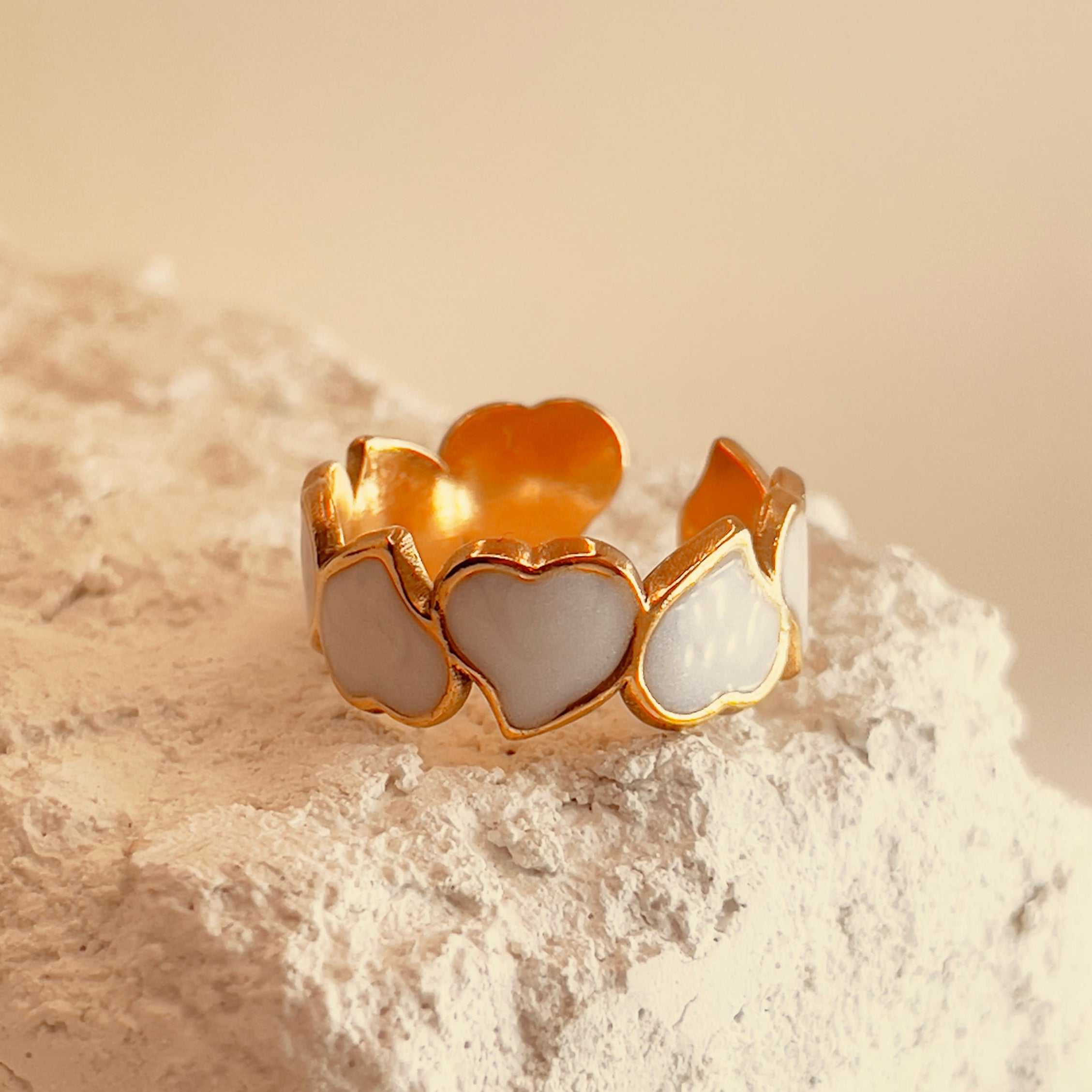 Retro Pearl Heart Ring