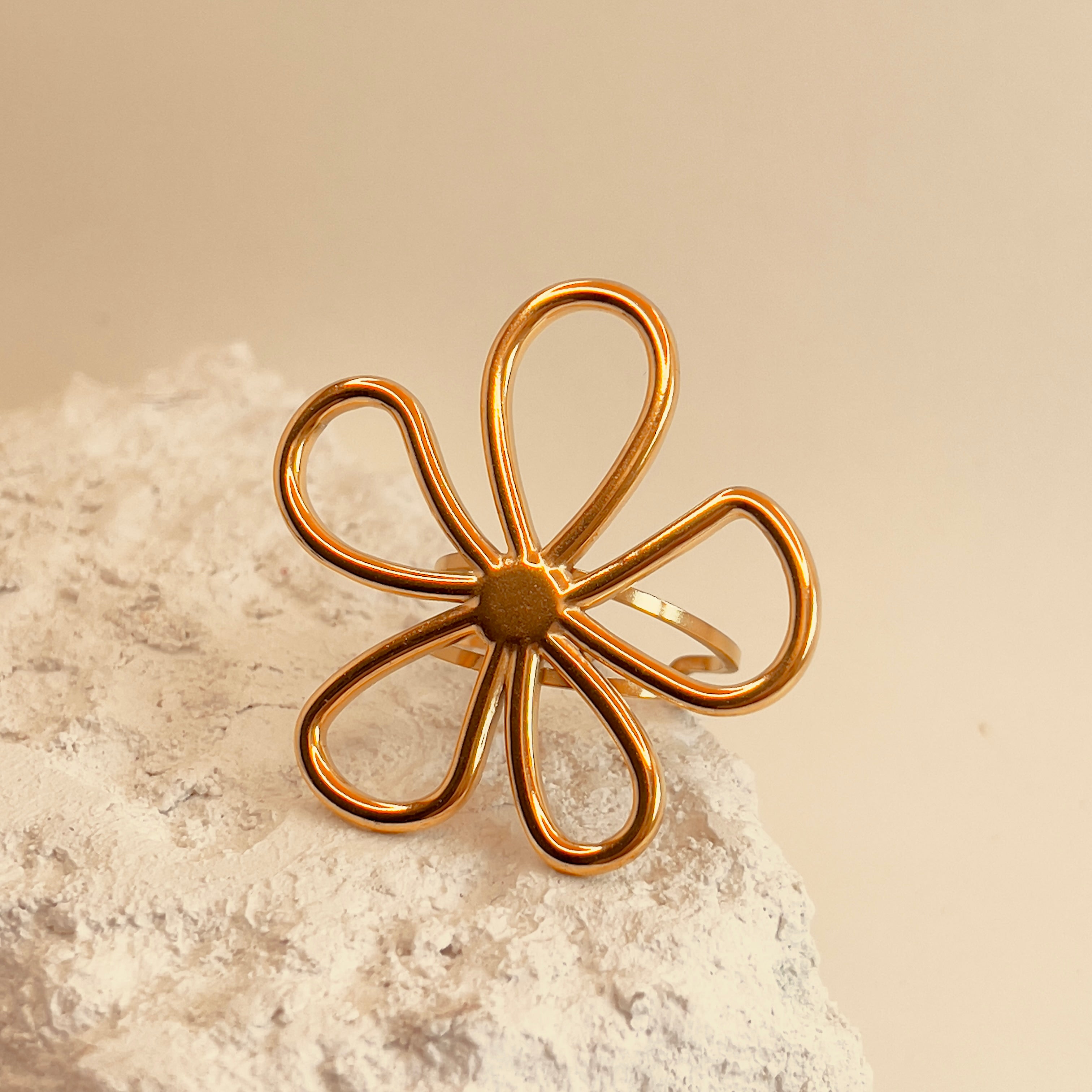 Daisy Titanium Open Ring