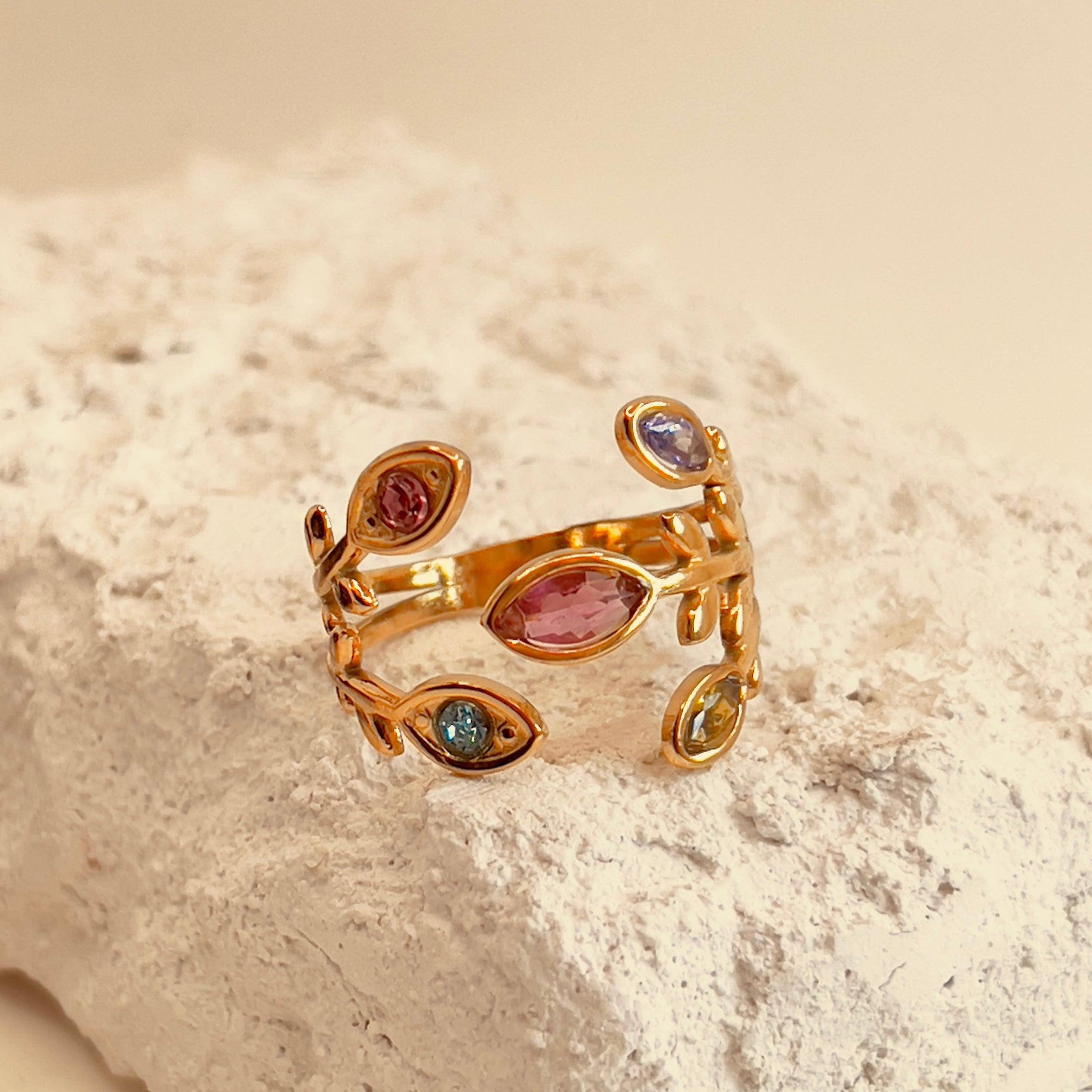 Zirconia Holiday Ring