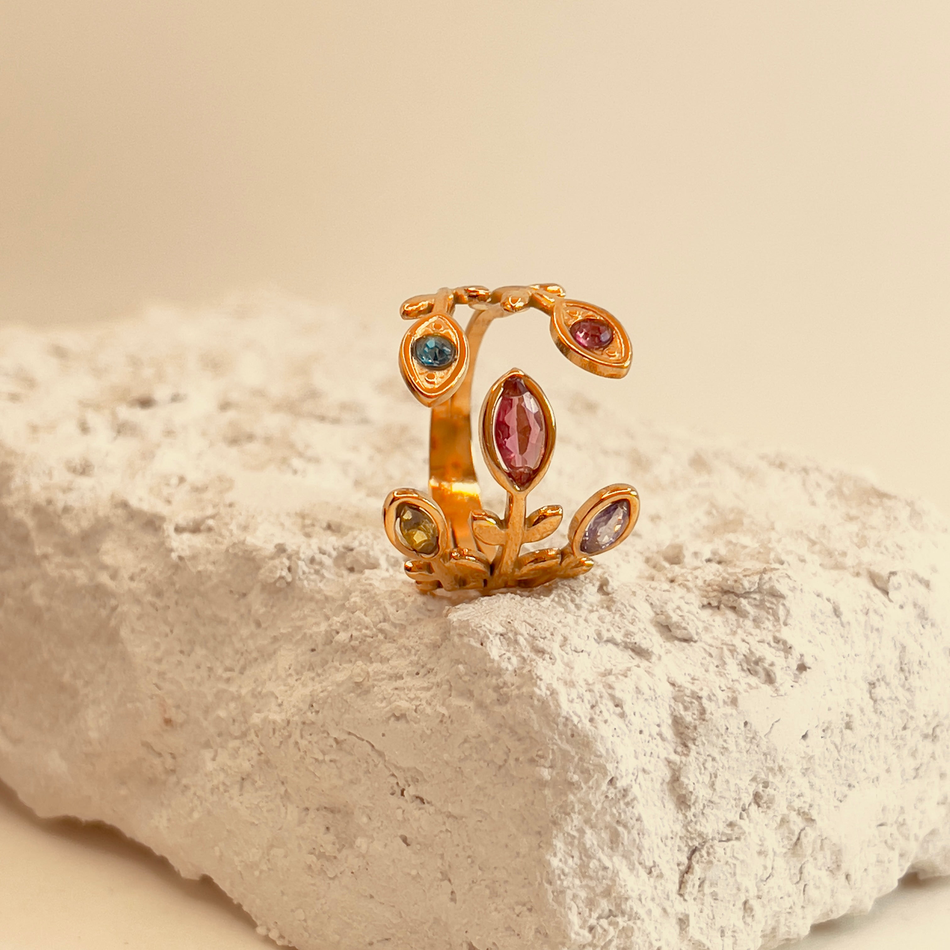 Zirconia Holiday Ring