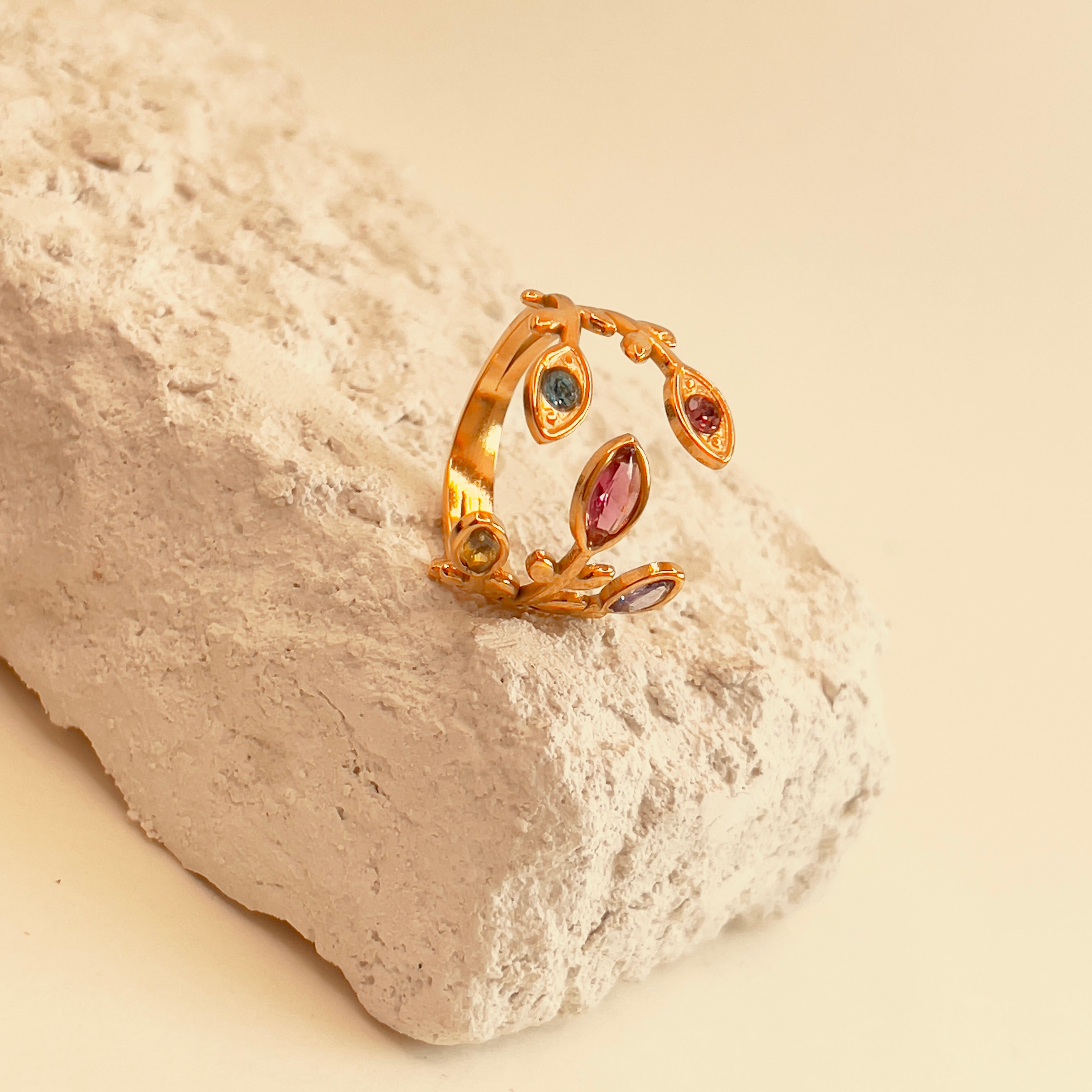 Zirconia Holiday Ring