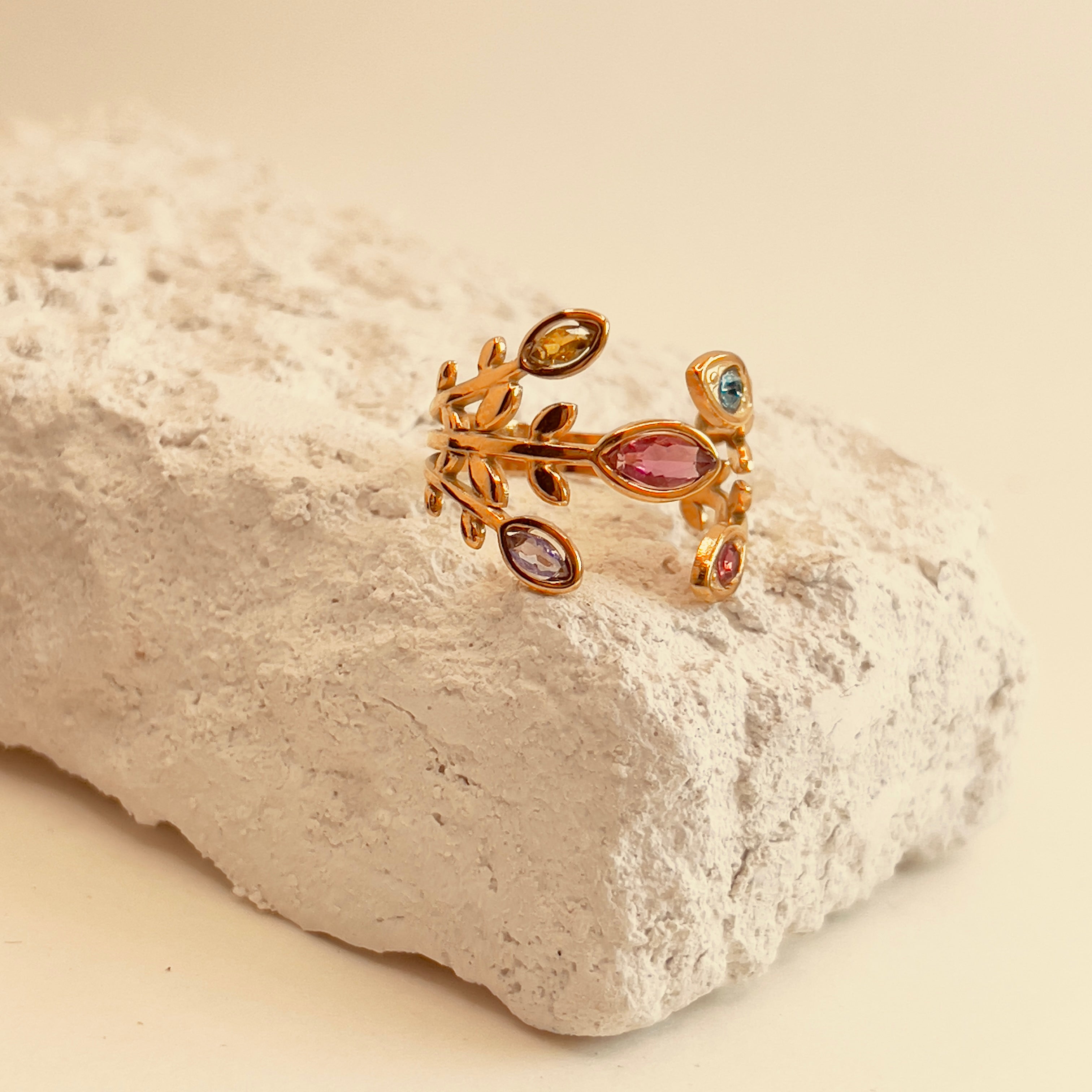Zirconia Holiday Ring