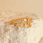 Crossing Leaf Open Ring