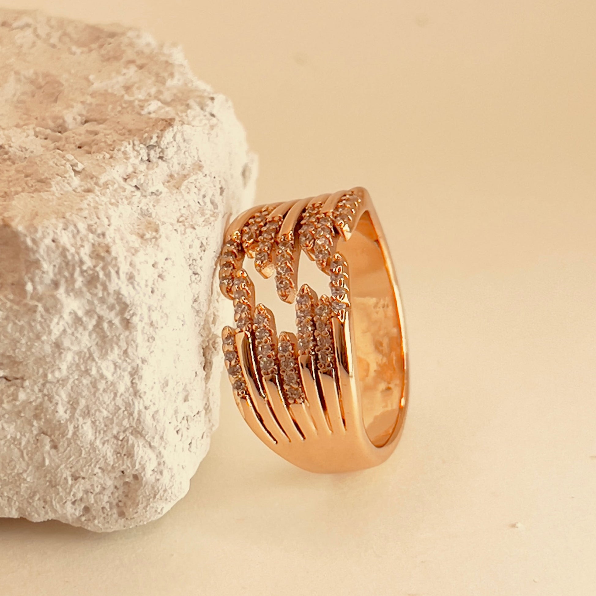Multi Line Zirconia Ring