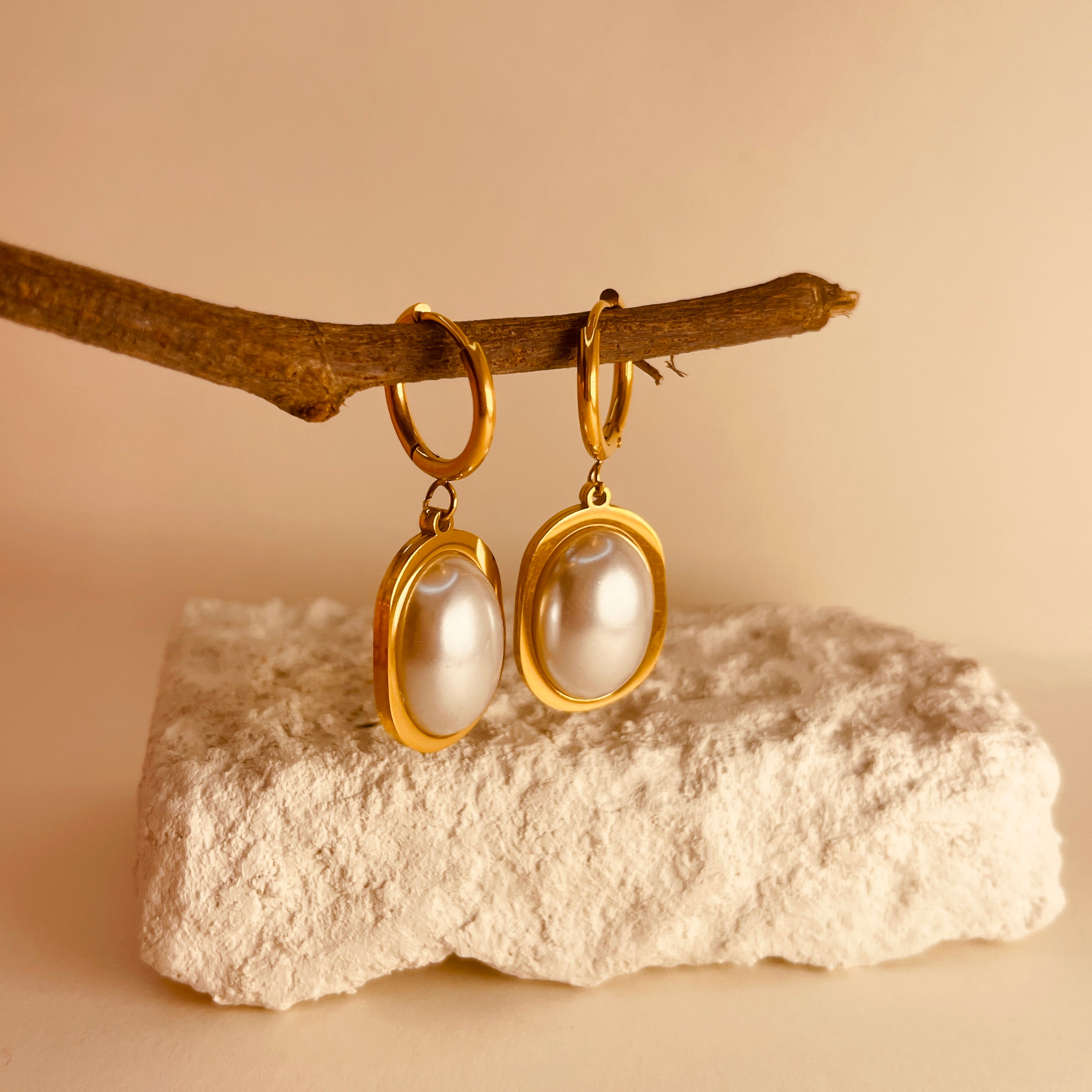 Bean Pearl Earrings