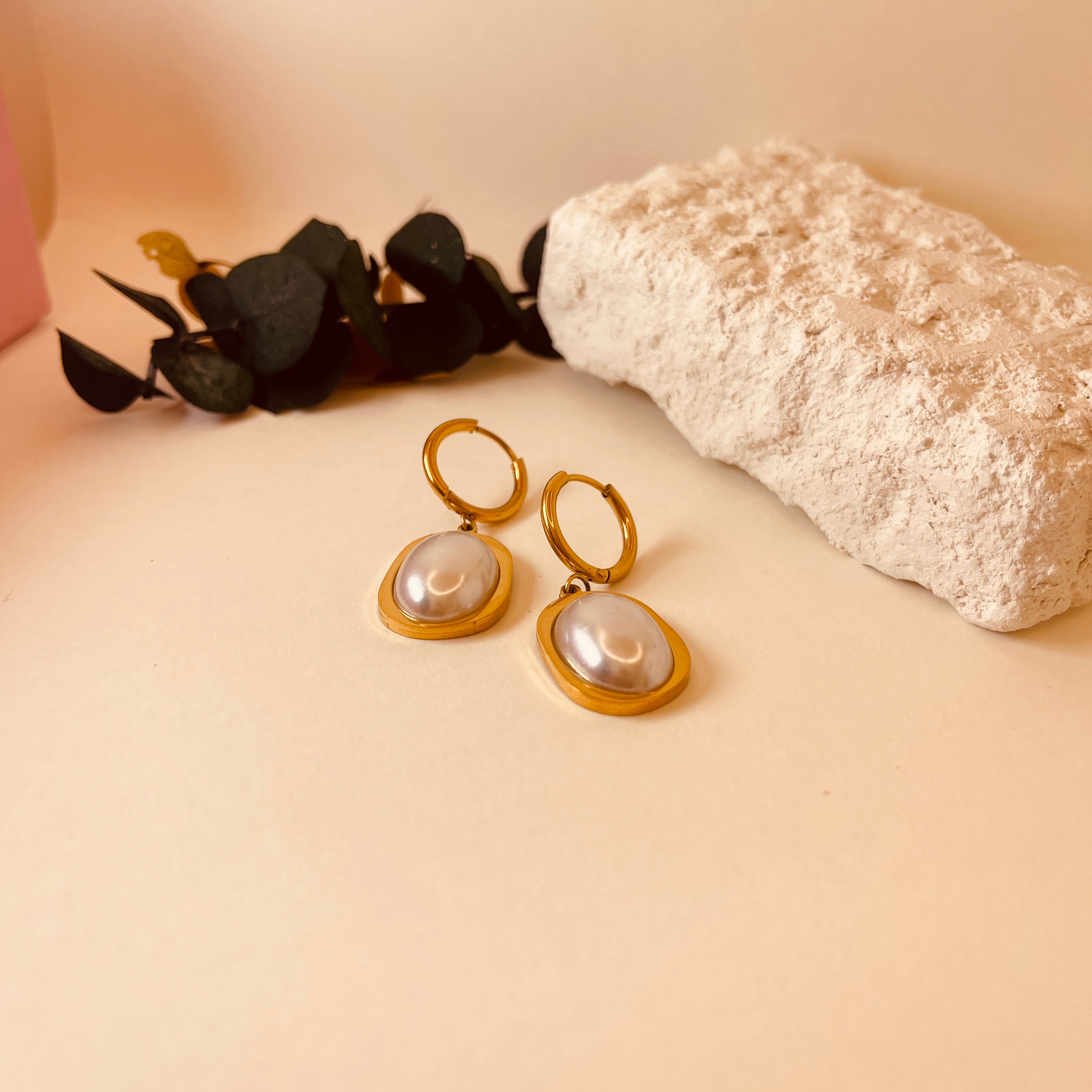 Bean Pearl Earrings