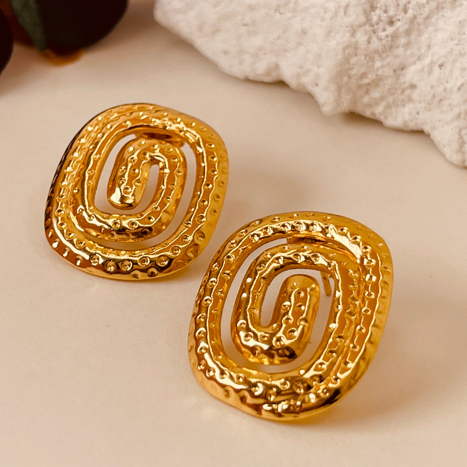 Twist Spiral Studs
