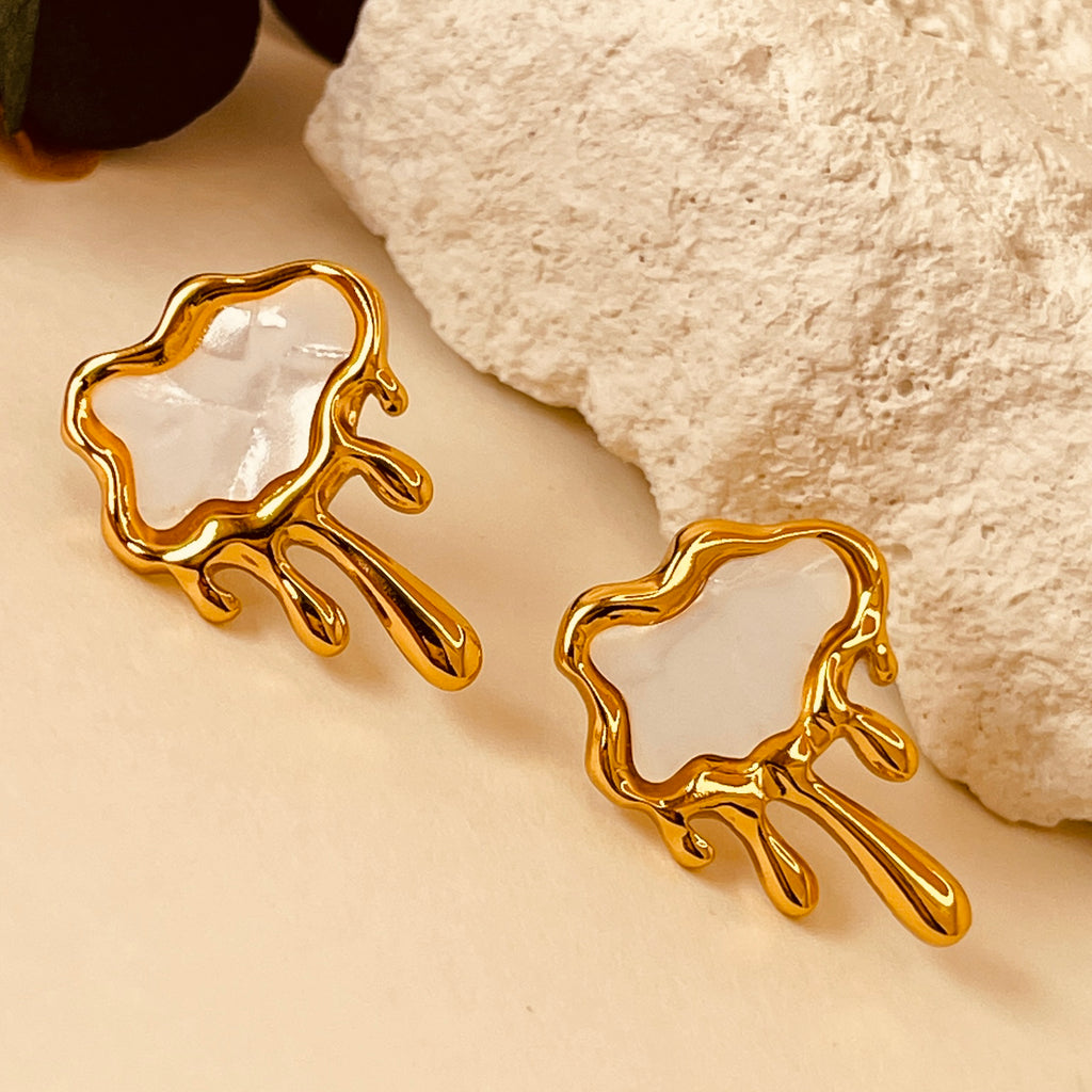 Clouds Titanium Steel Ear Studs - White