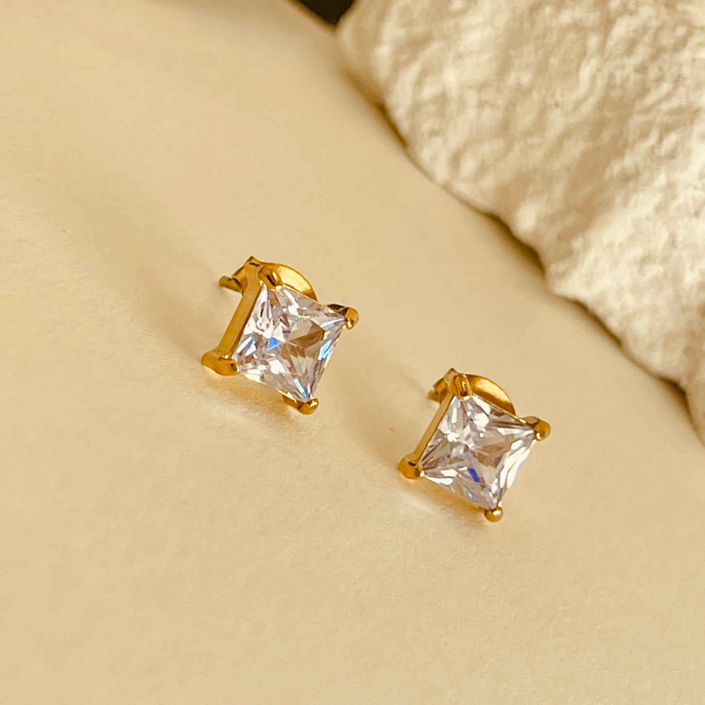 Crushed Ice Square Studs