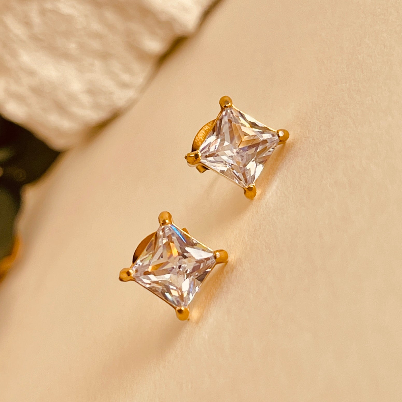 Crushed Ice Square Studs