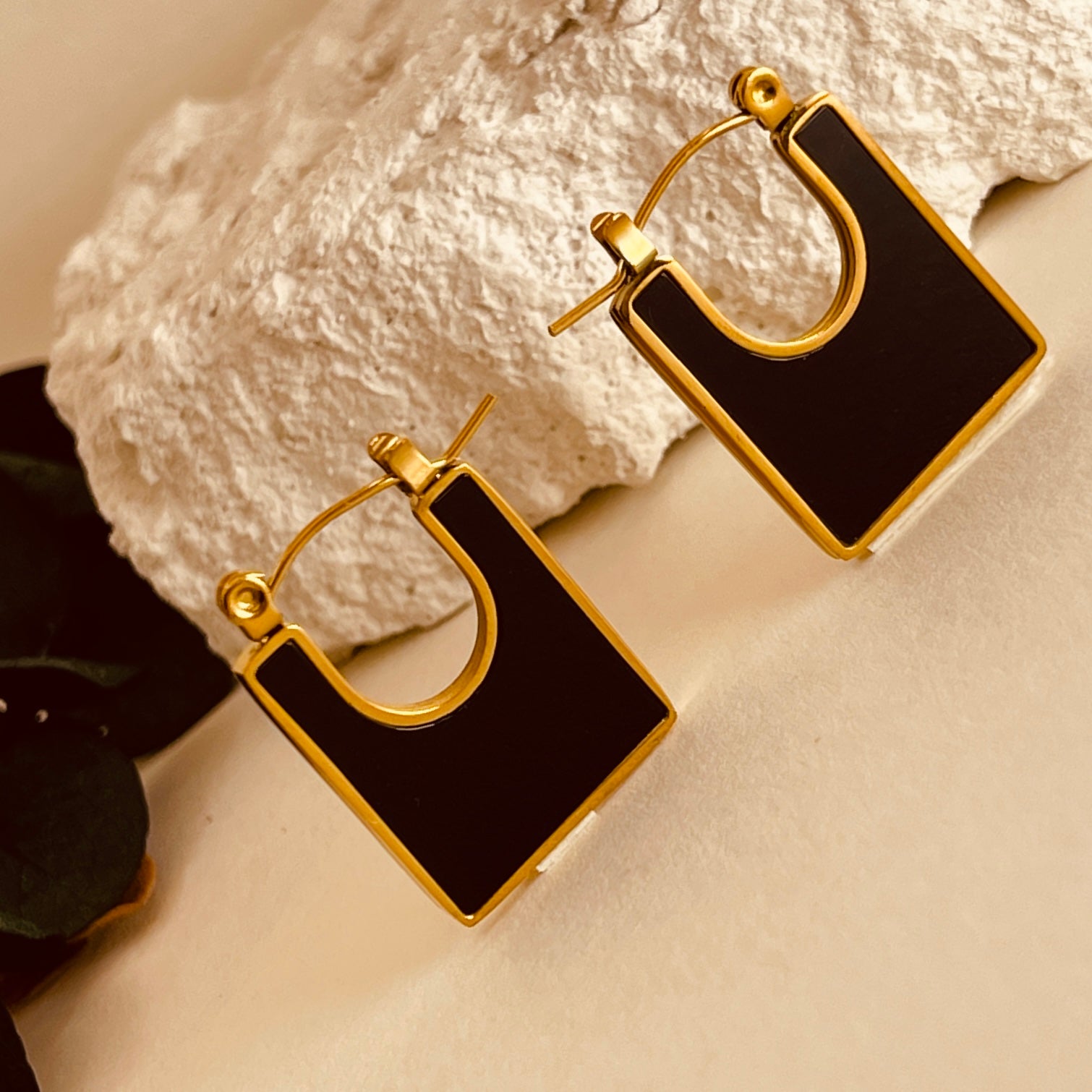 Cubic Black Earrings