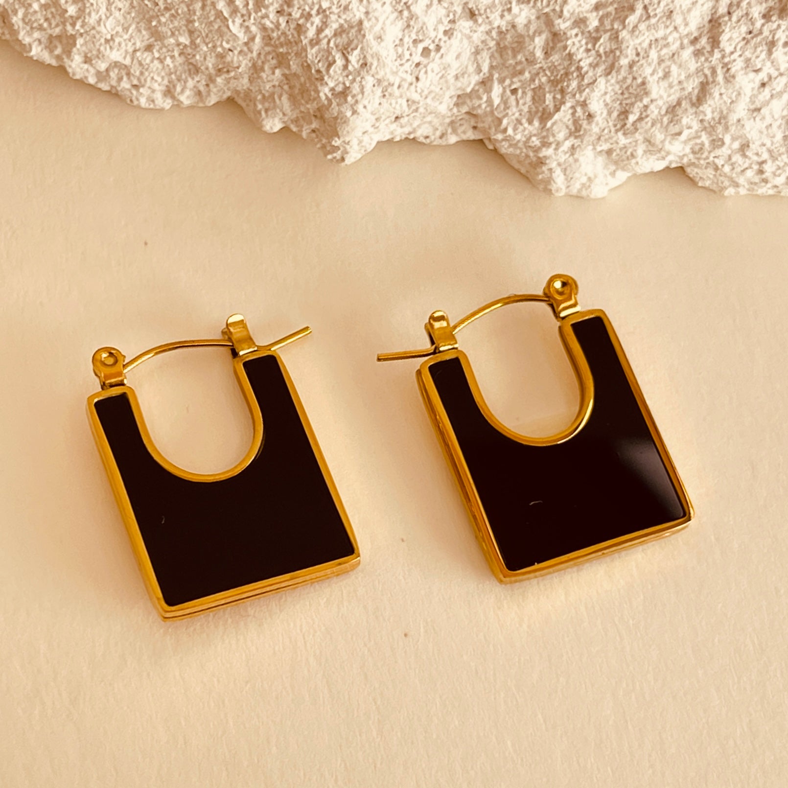 Cubic Black Earrings