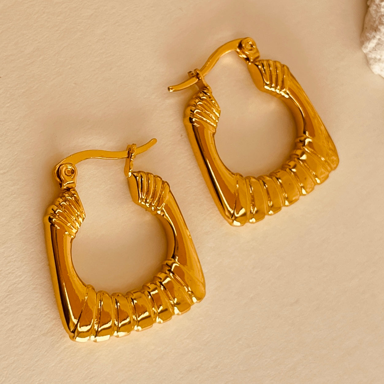 Classic Bali Hoops - Cube