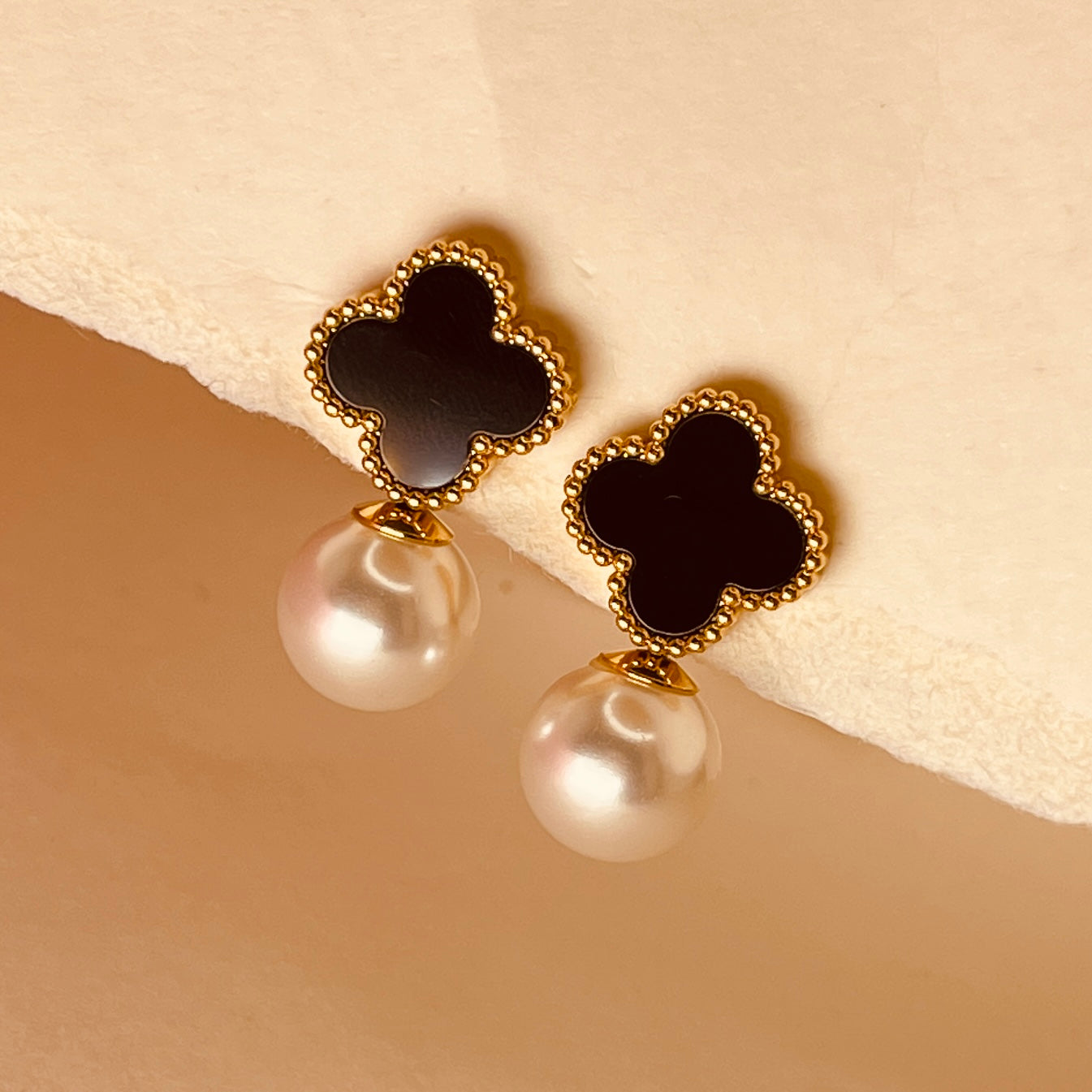 Mid Night Clover Pearl Luxe Hoops - Black