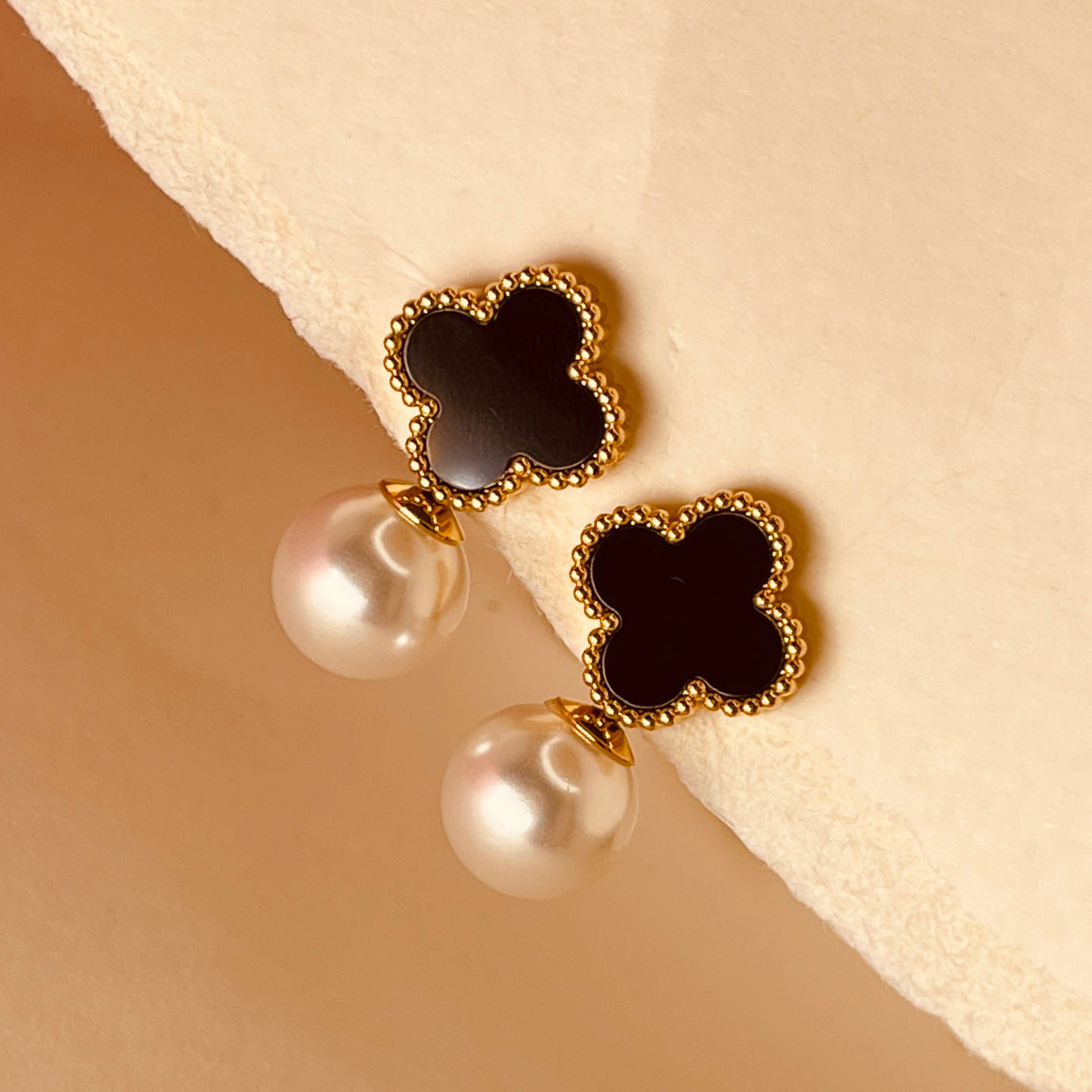 Mid Night Clover Pearl Luxe Hoops - Black
