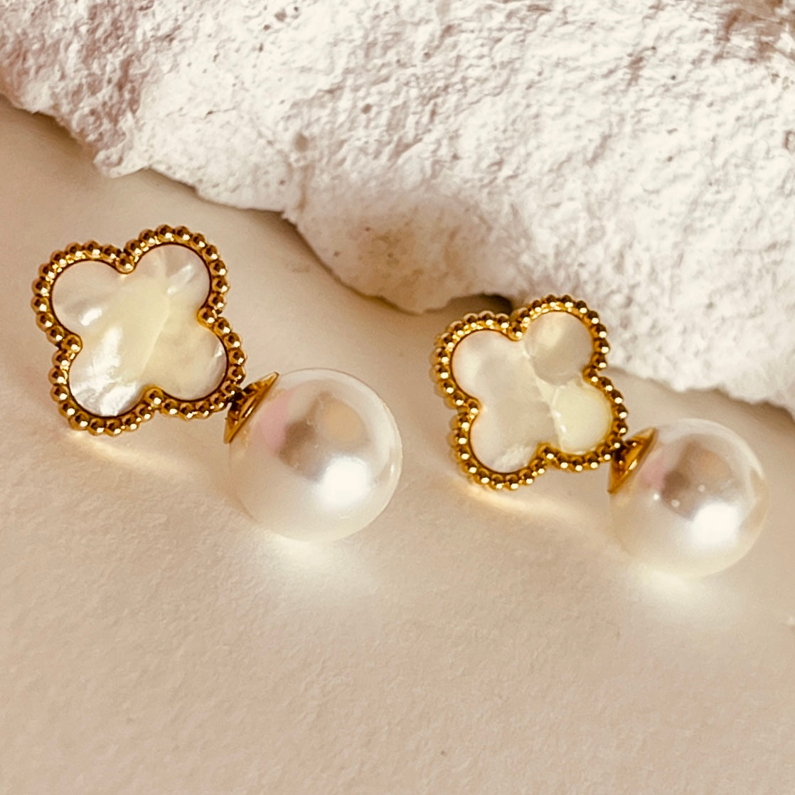 Mid Night Clover Pearl Luxe Hoops - White