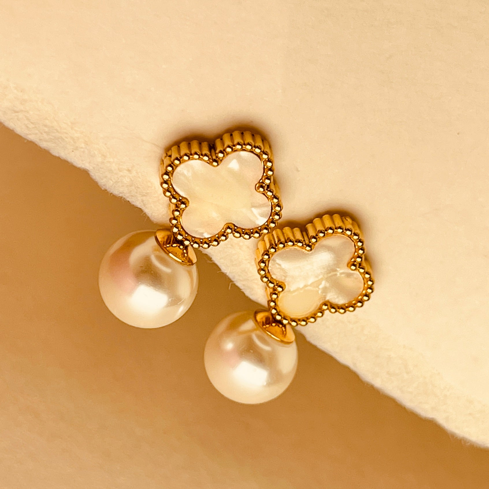 Mid Night Clover Pearl Luxe Hoops - White