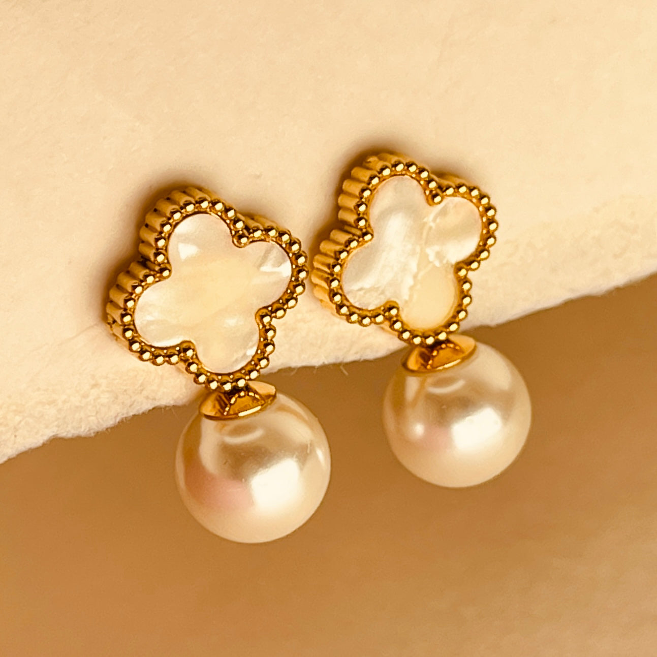 Mid Night Clover Pearl Luxe Hoops - White