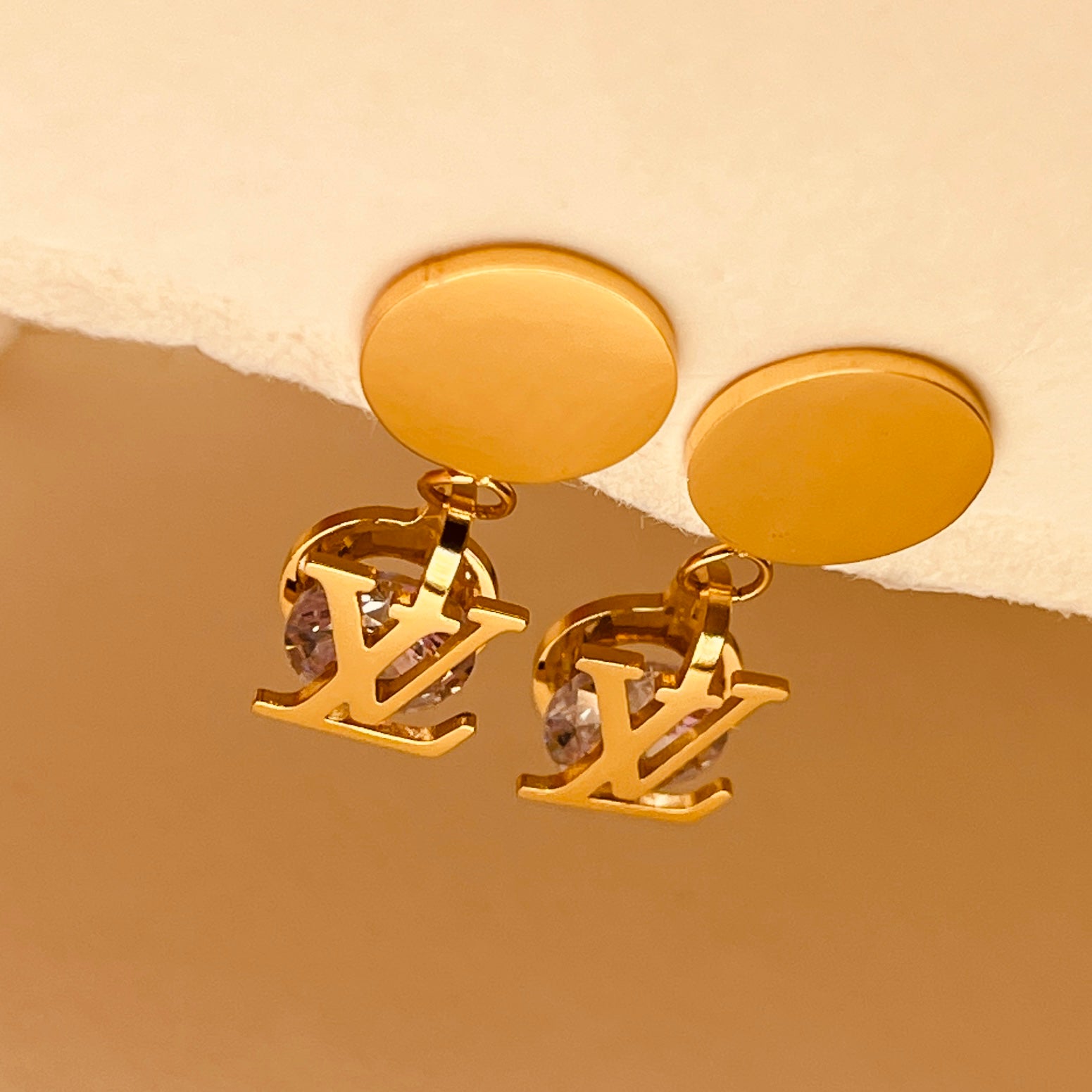 LV Pearl Luxe hoop