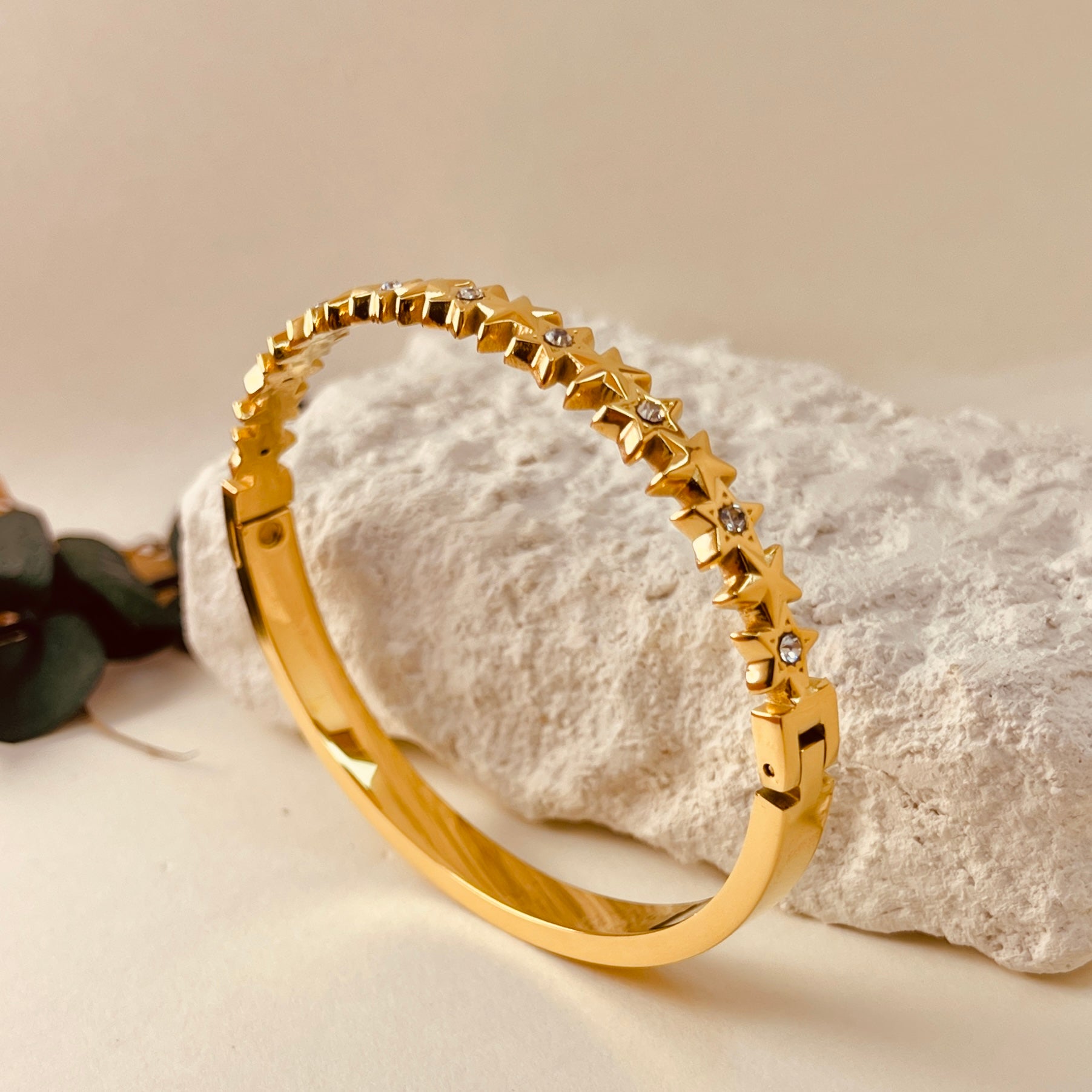 Zircon M Star handcuff