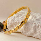 Zirconia sleek handcuff