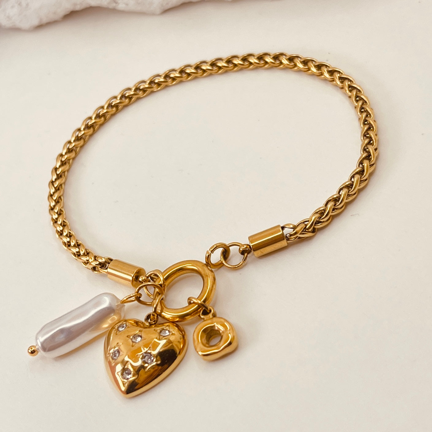 Heart Charm Pearl Bracelet