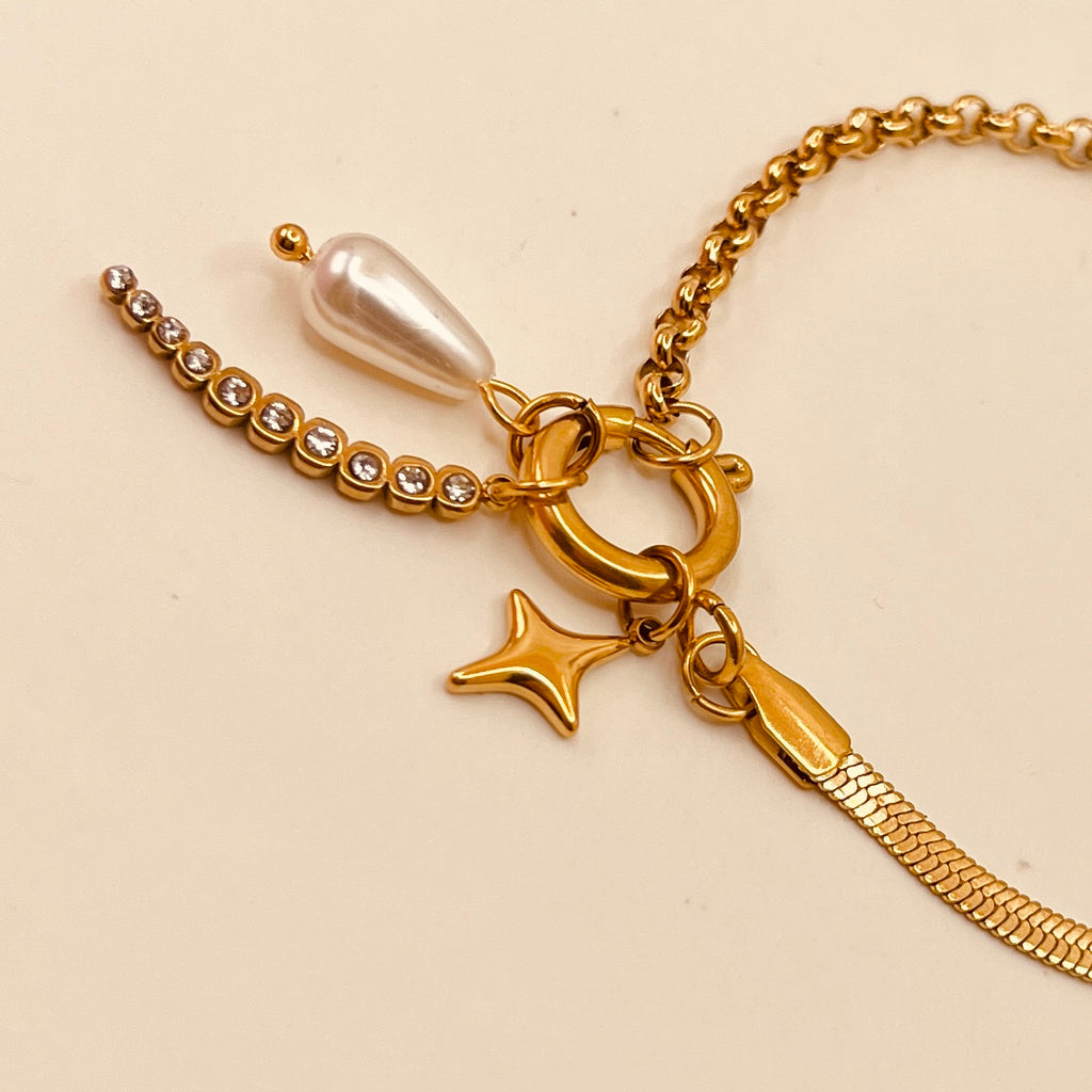 Cross Charm Pearl Bracelet
