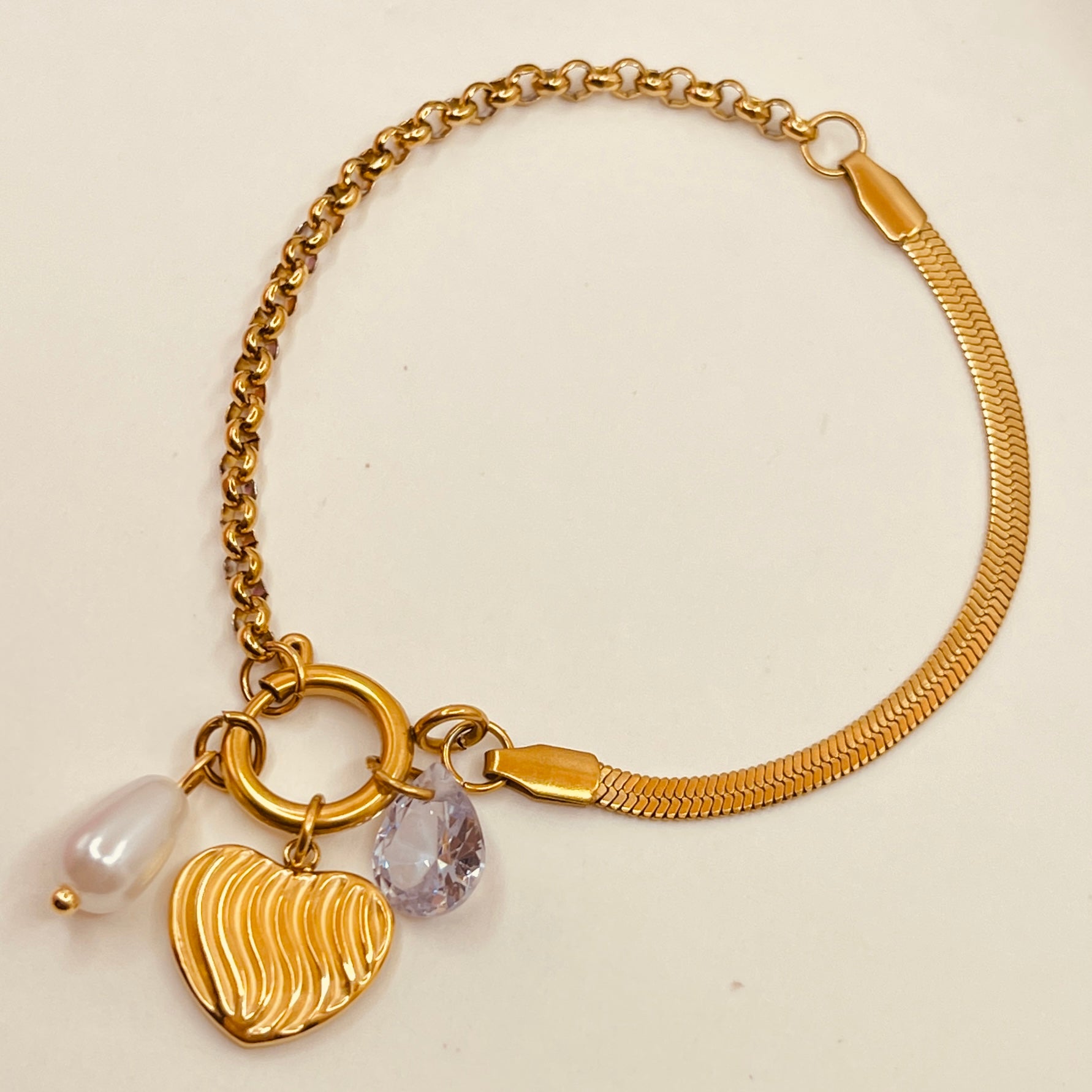 Wave Heart Charm Pearl Bracelet