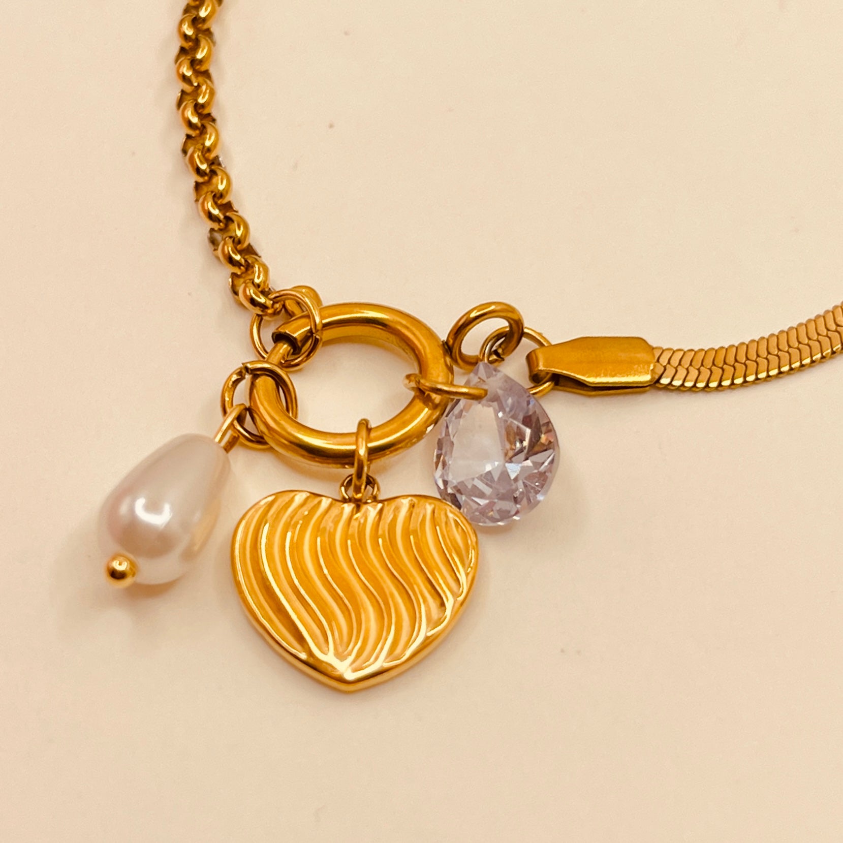 Wave Heart Charm Pearl Bracelet