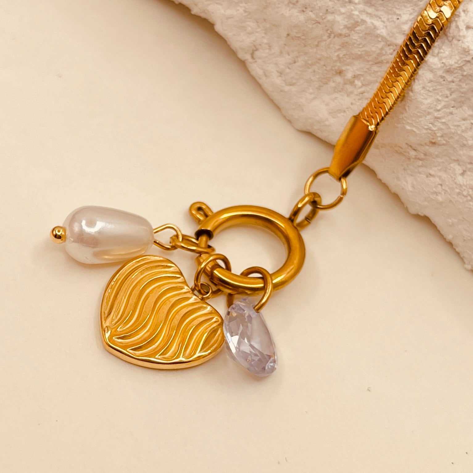 Wave Heart Charm Pearl Bracelet