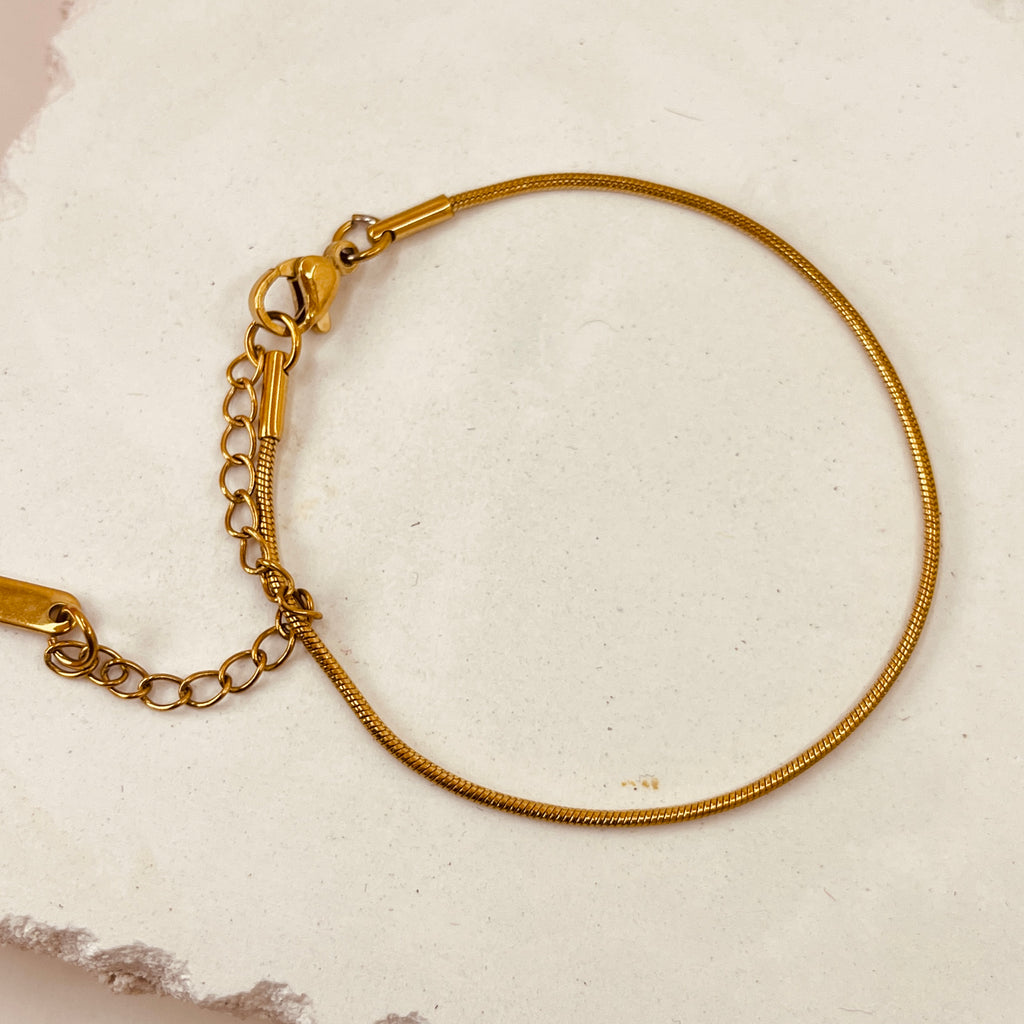 Lea Wire Bracelet 18K Gold Plated