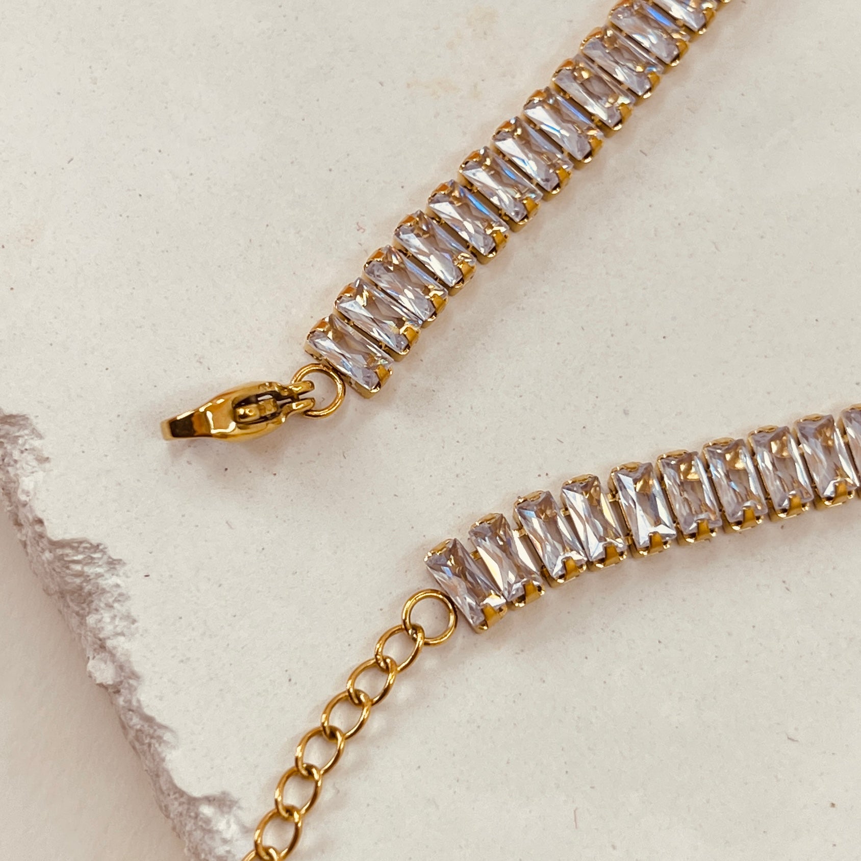 Glass Stone Bracelet