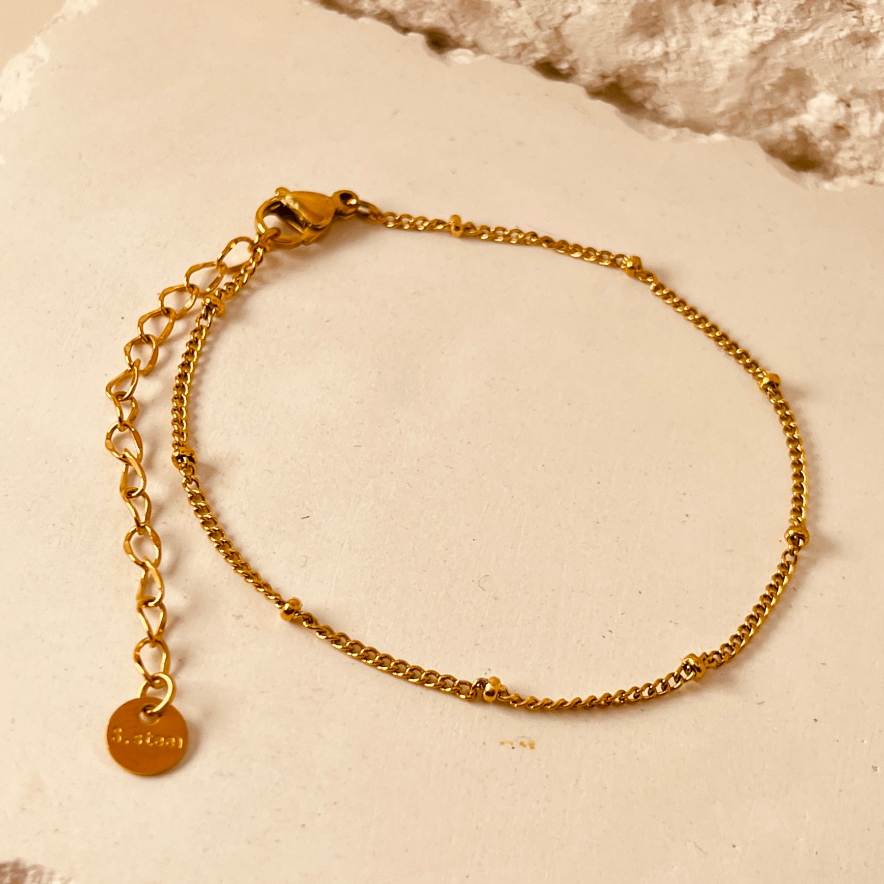 Dot Minimalistic Bracelet -  16K Gold Plated
