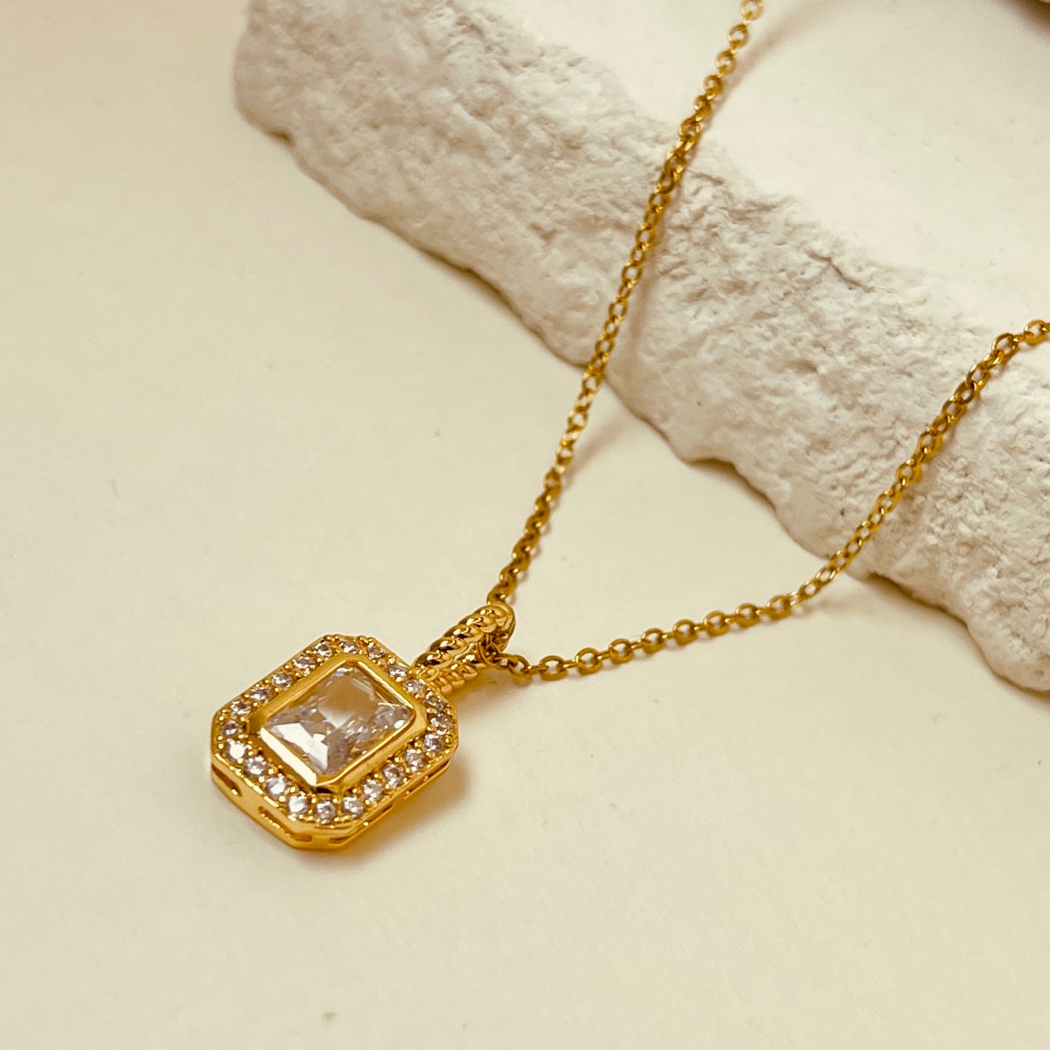 Zircon Cable Chain Necklace
