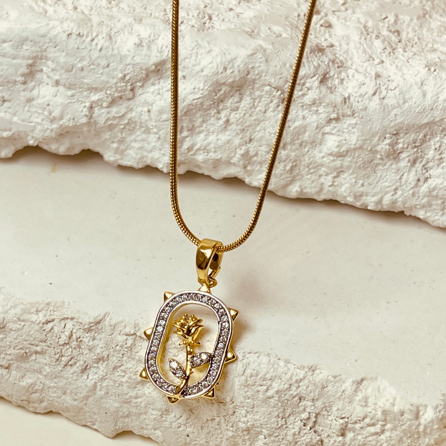 Princess Beauty Pendant - 18K