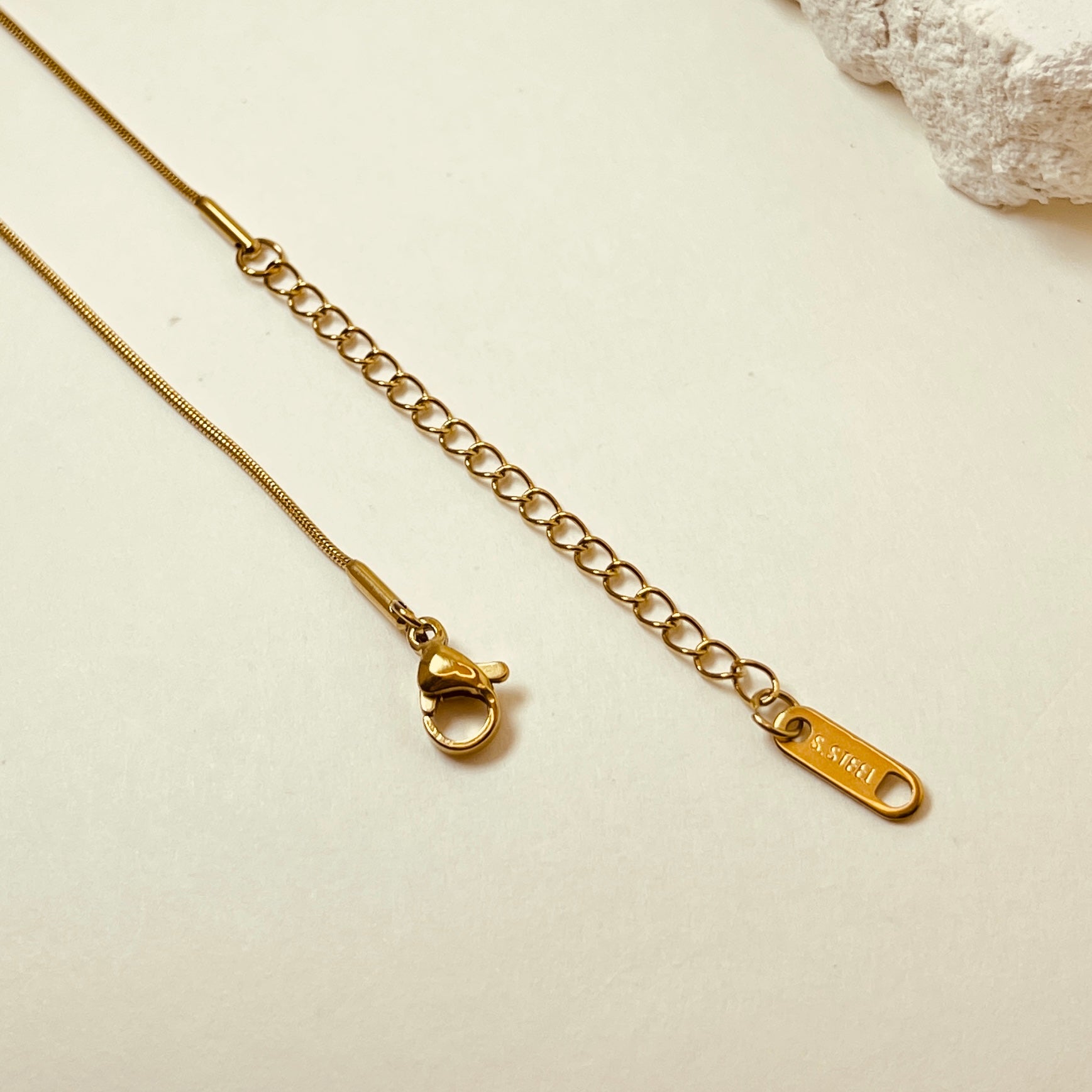 Princess Beauty Pendant - 18K