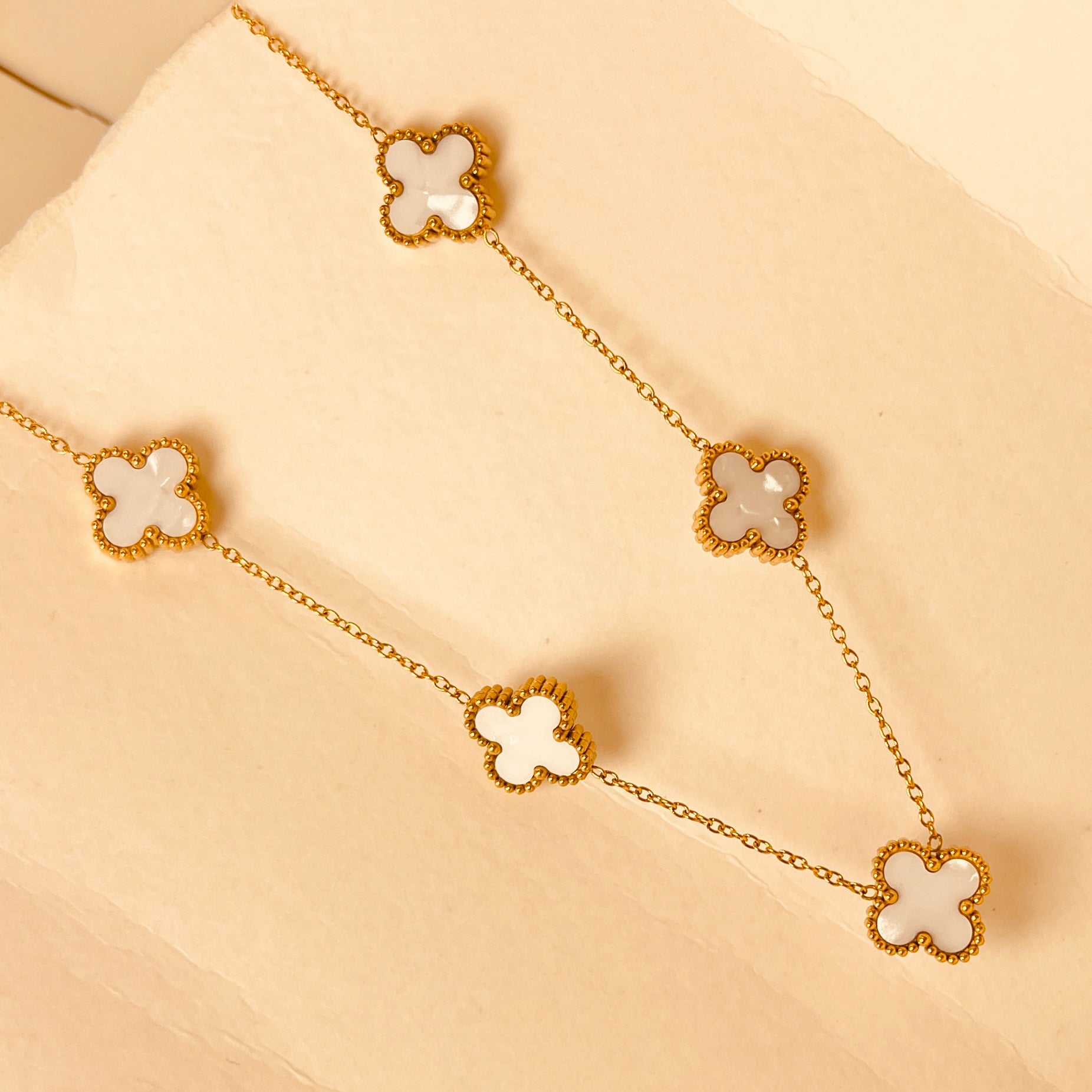 Five clover Necklace