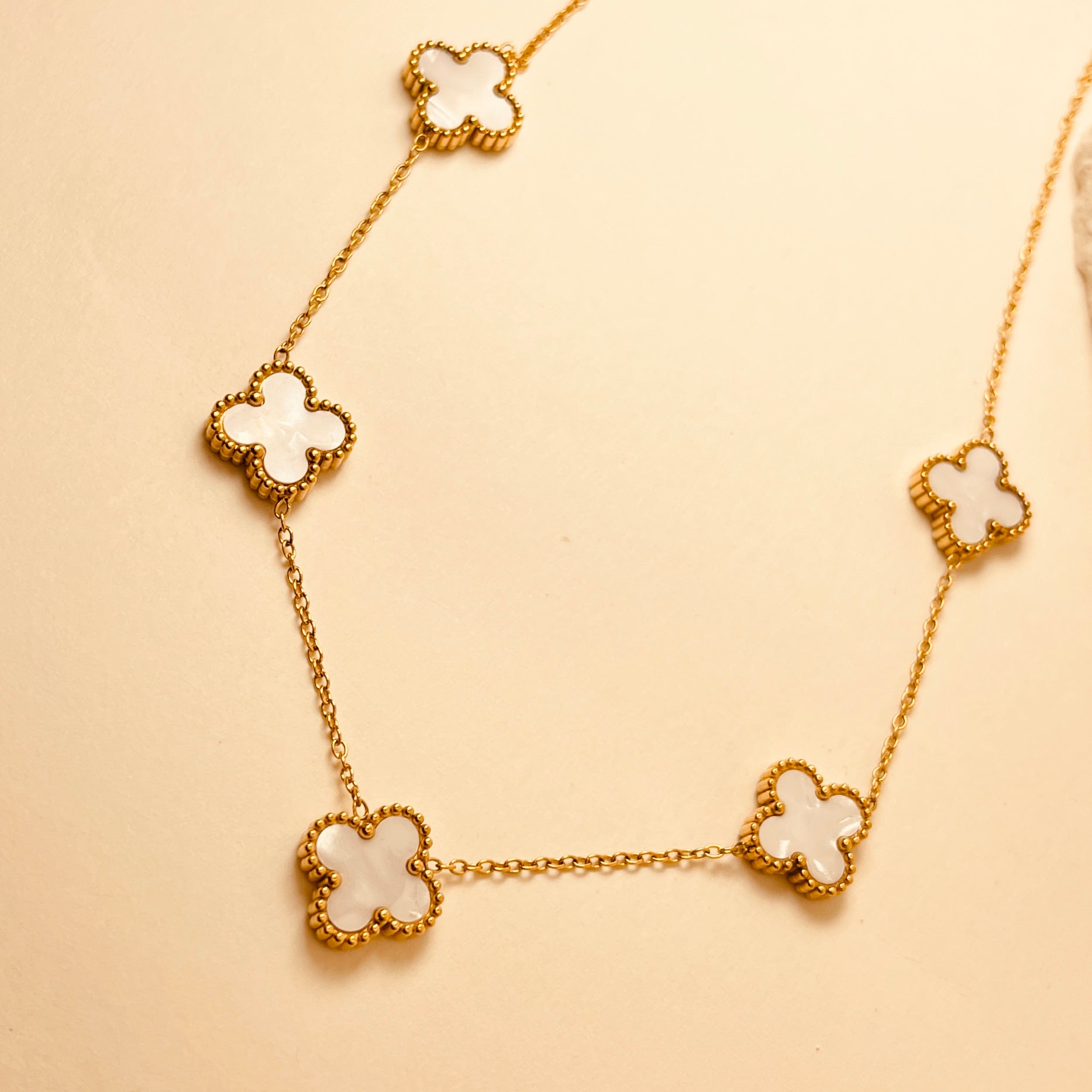 Five clover Necklace